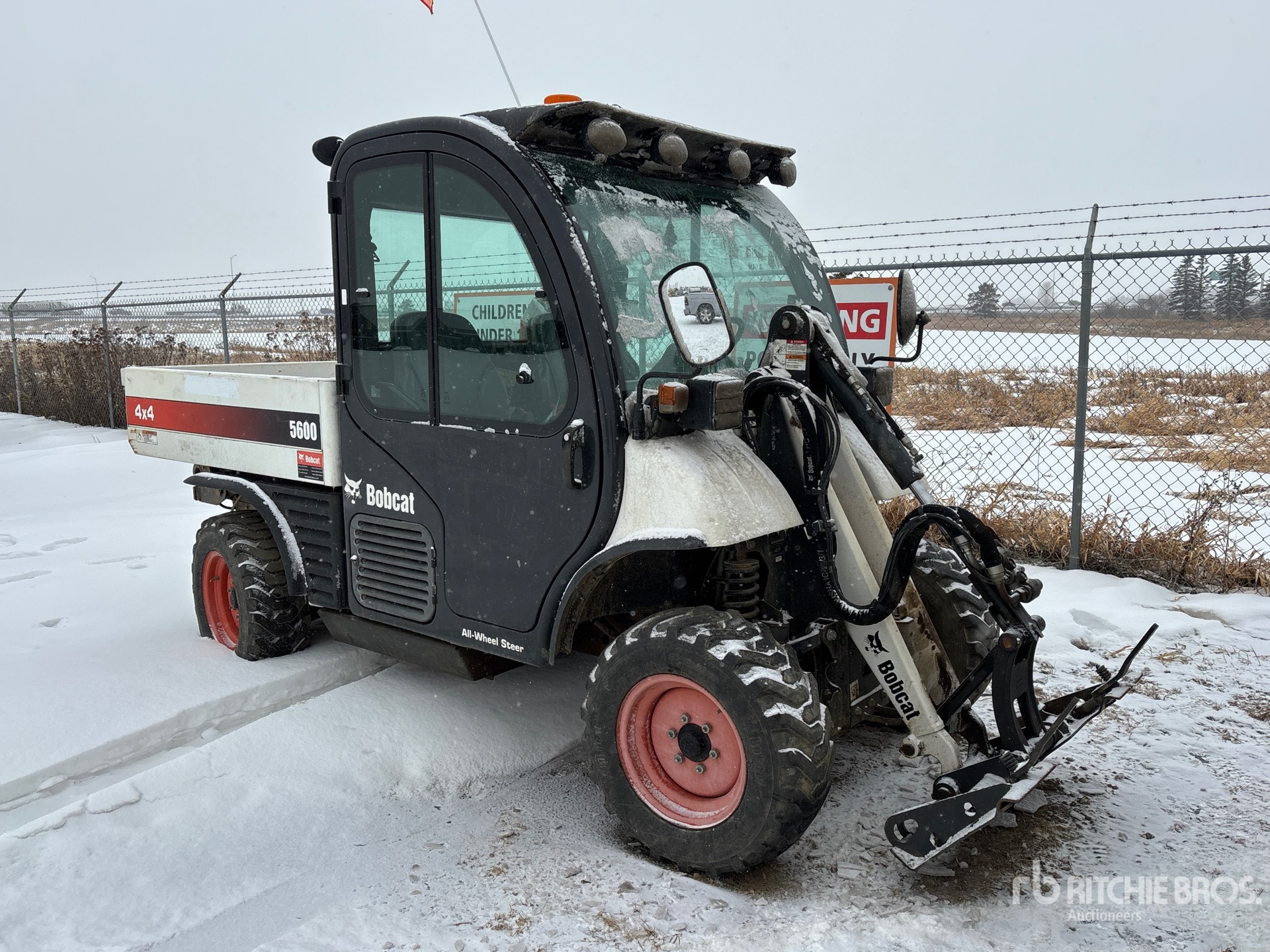 General Appearance with Foto, angolo anteriore destro