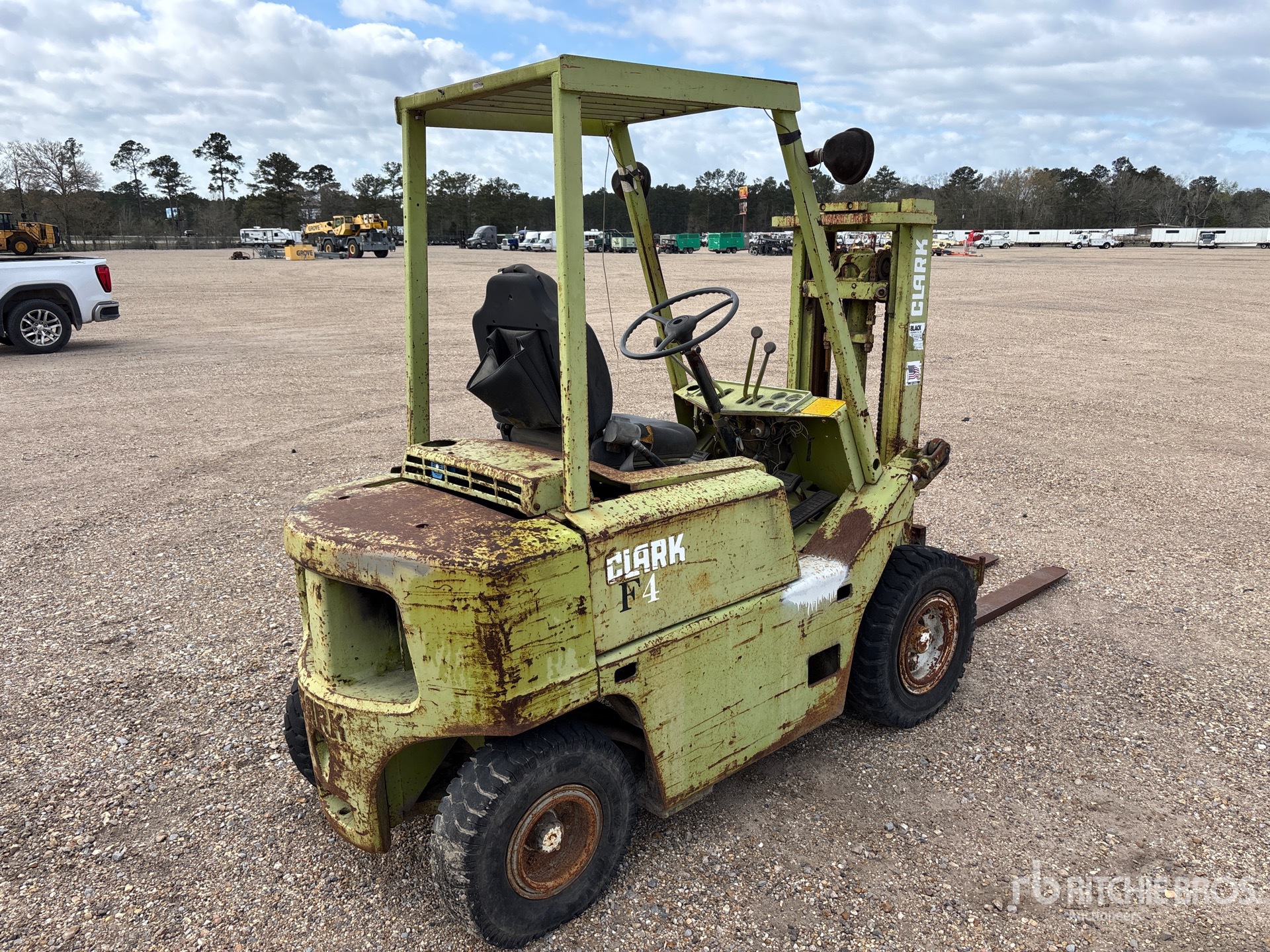 General Appearance with Imagen: esquina trasera derecha