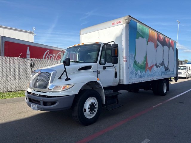 2012 International 4300 4x2 Van Truck