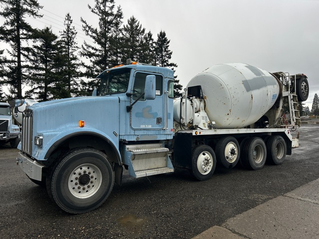 2001 Kenworth W900B 12x4 Mixer Truck