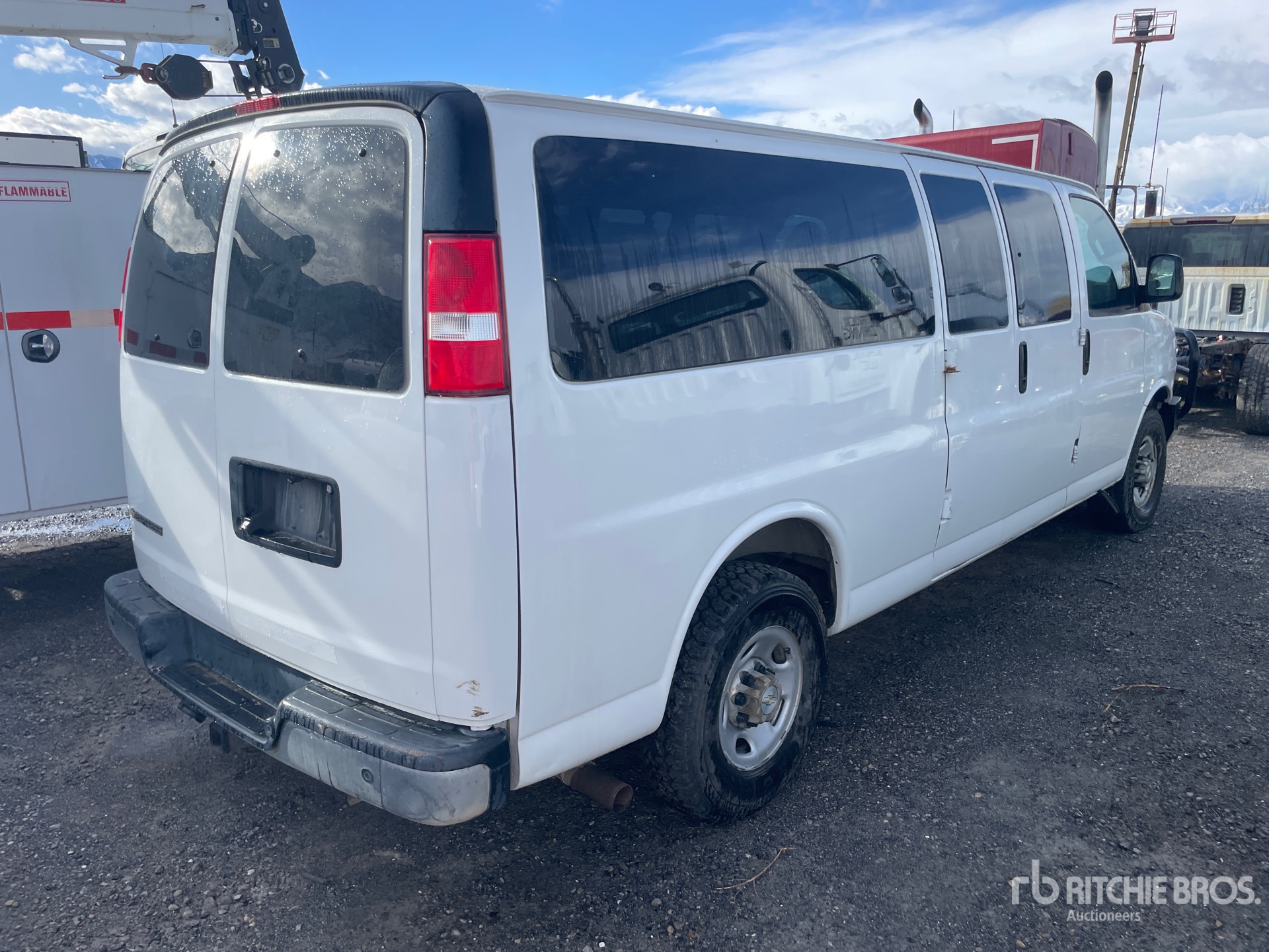 General Appearance with Picture, Right Rear Corner