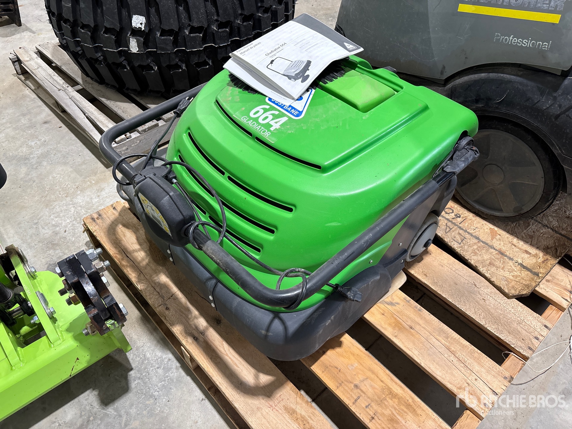 General Appearance with Featured Photo