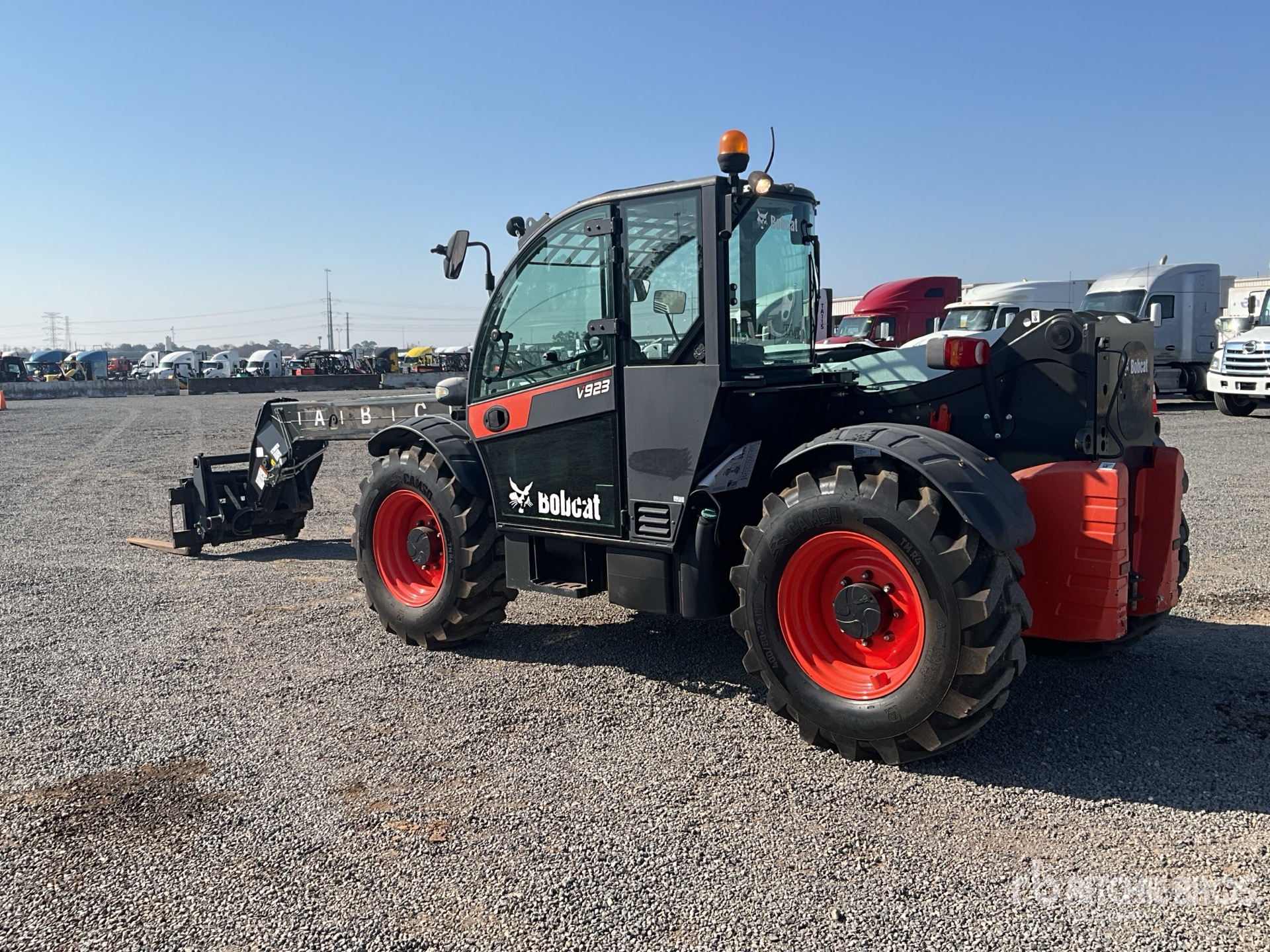 General Appearance with Picture, Left Rear Corner