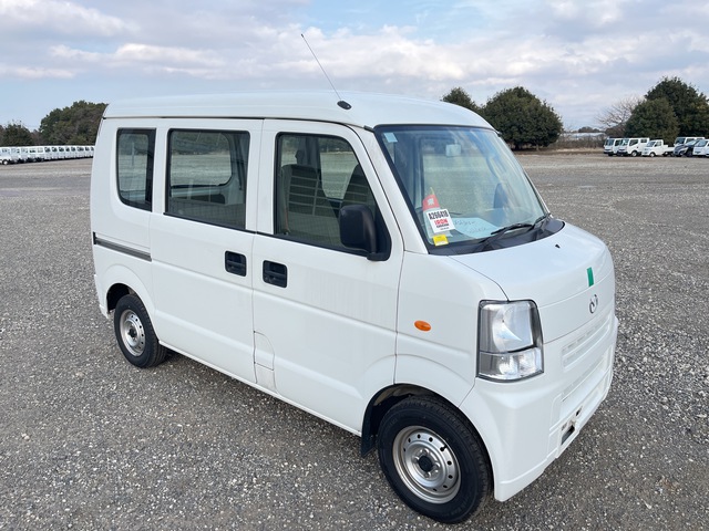 2010 Mazda SCRUM Automobile
