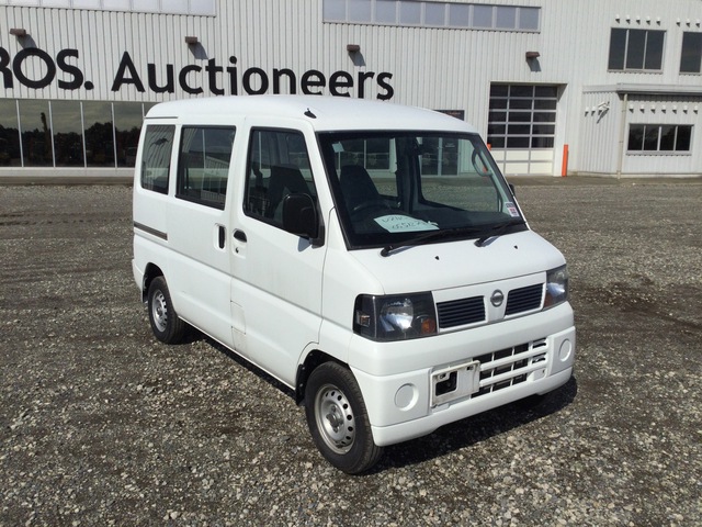 2010 Nissan CLIPPER Automobile