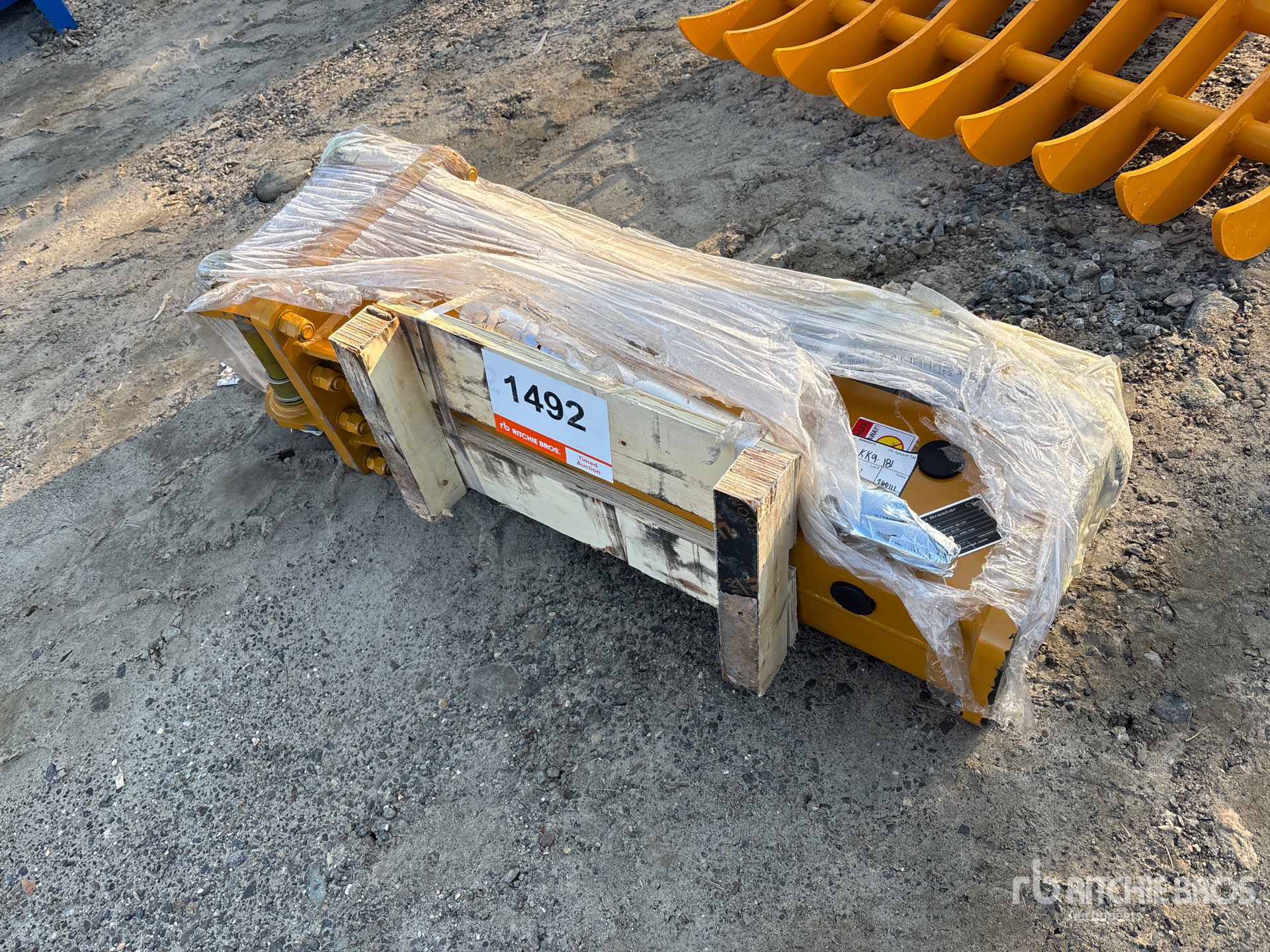 General Appearance with Picture, Left Front Corner