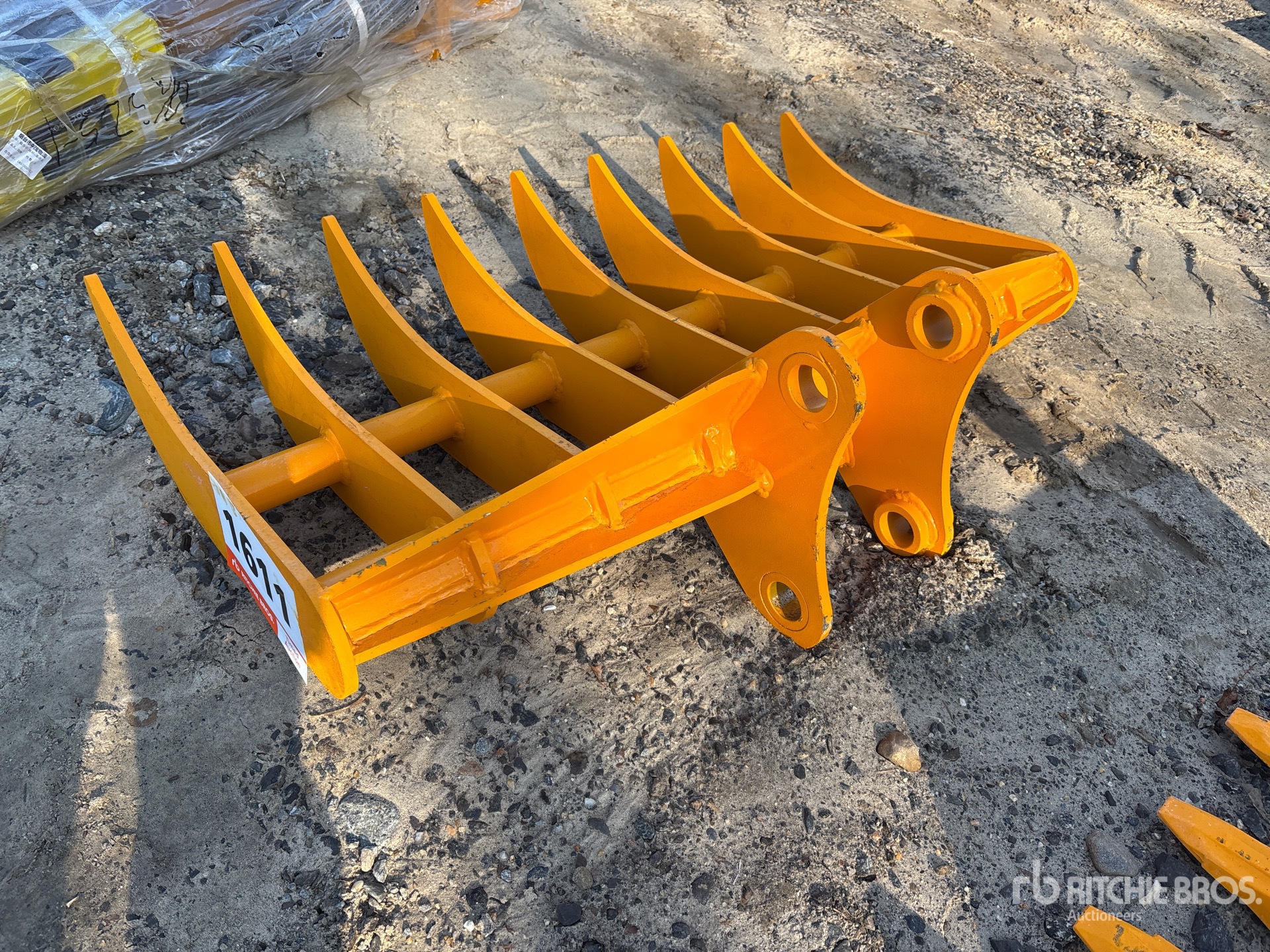 Aspect général with Image, coin arrière gauche