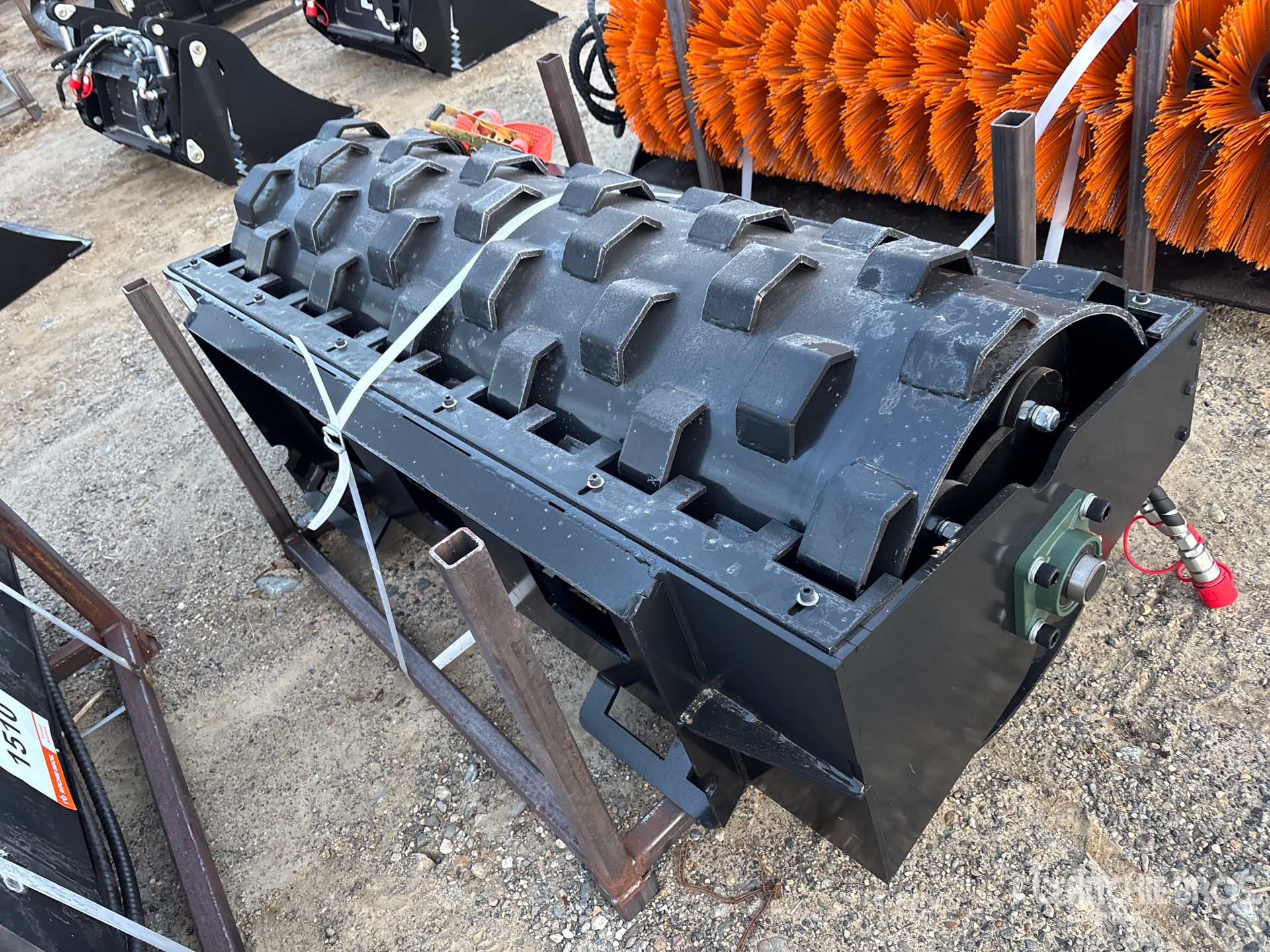 General Appearance with Bild, Ecke hinten rechts