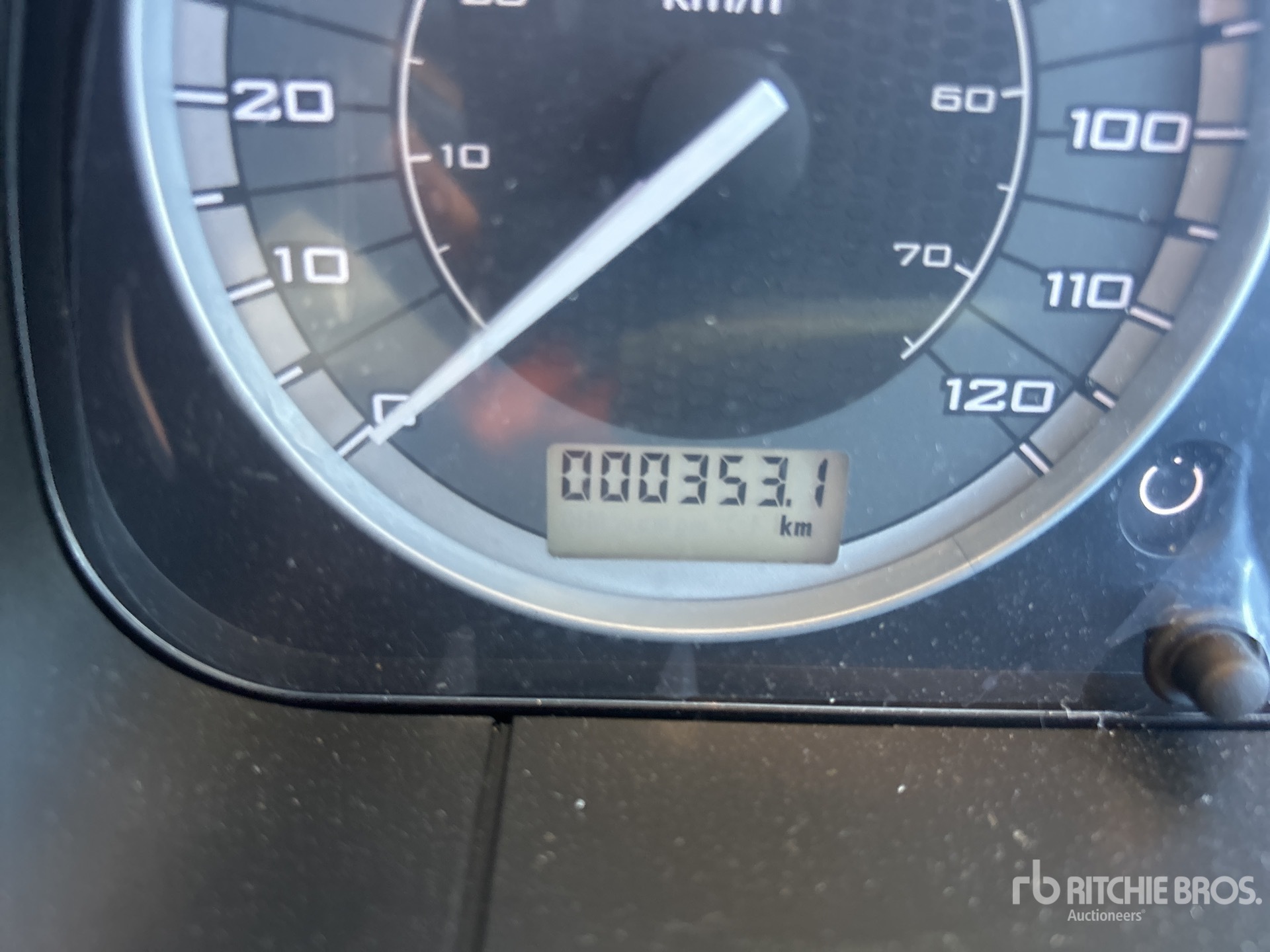 General Appearance with Hour Meter / Odometer