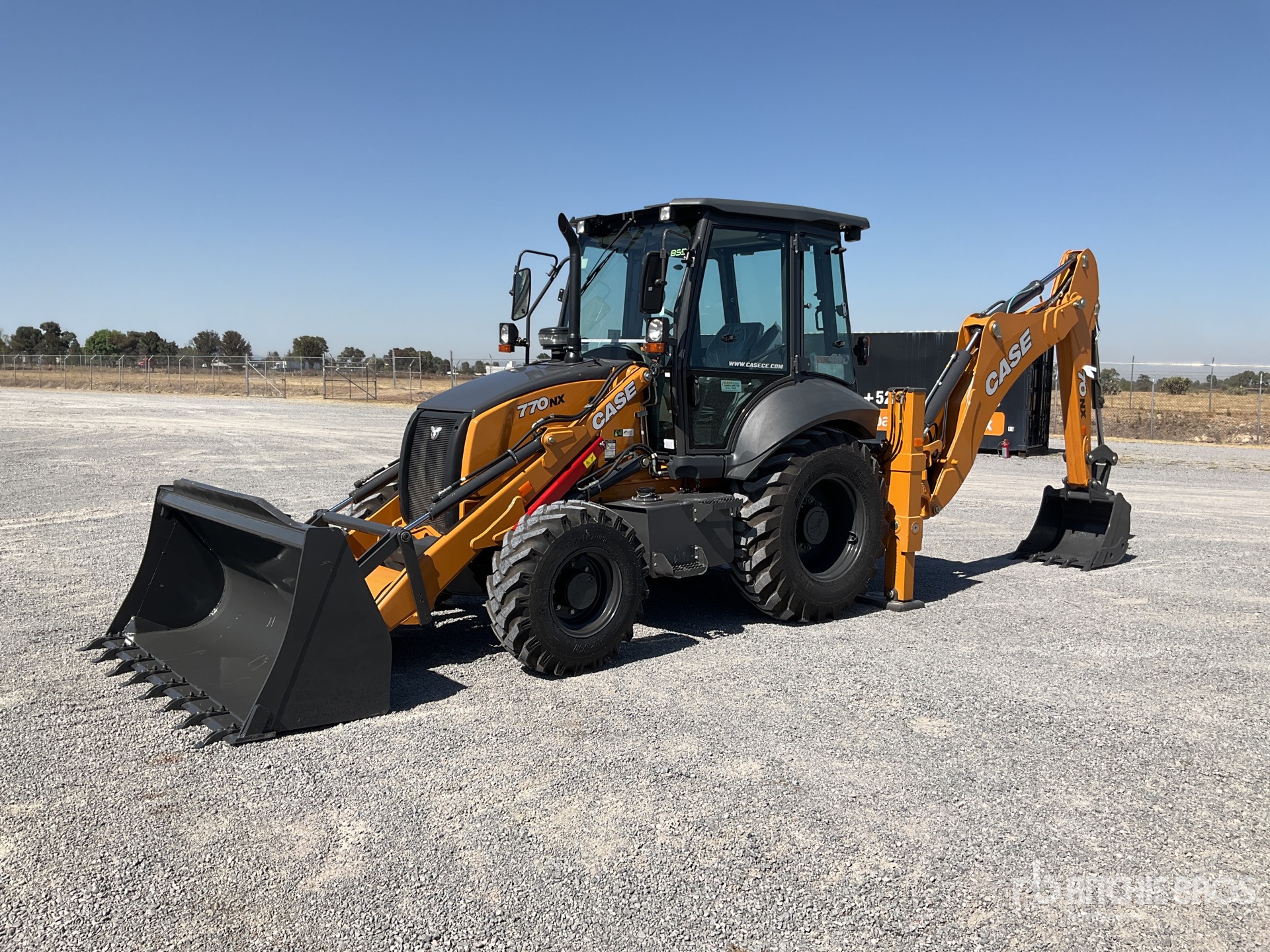 General Appearance with Image, coin avant gauche