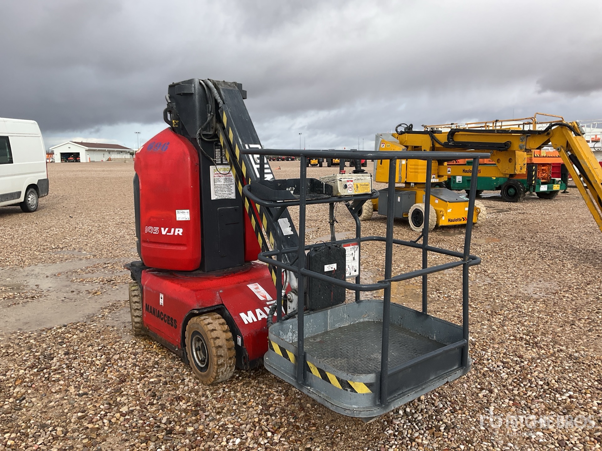 General Appearance with Picture, Left Rear Corner