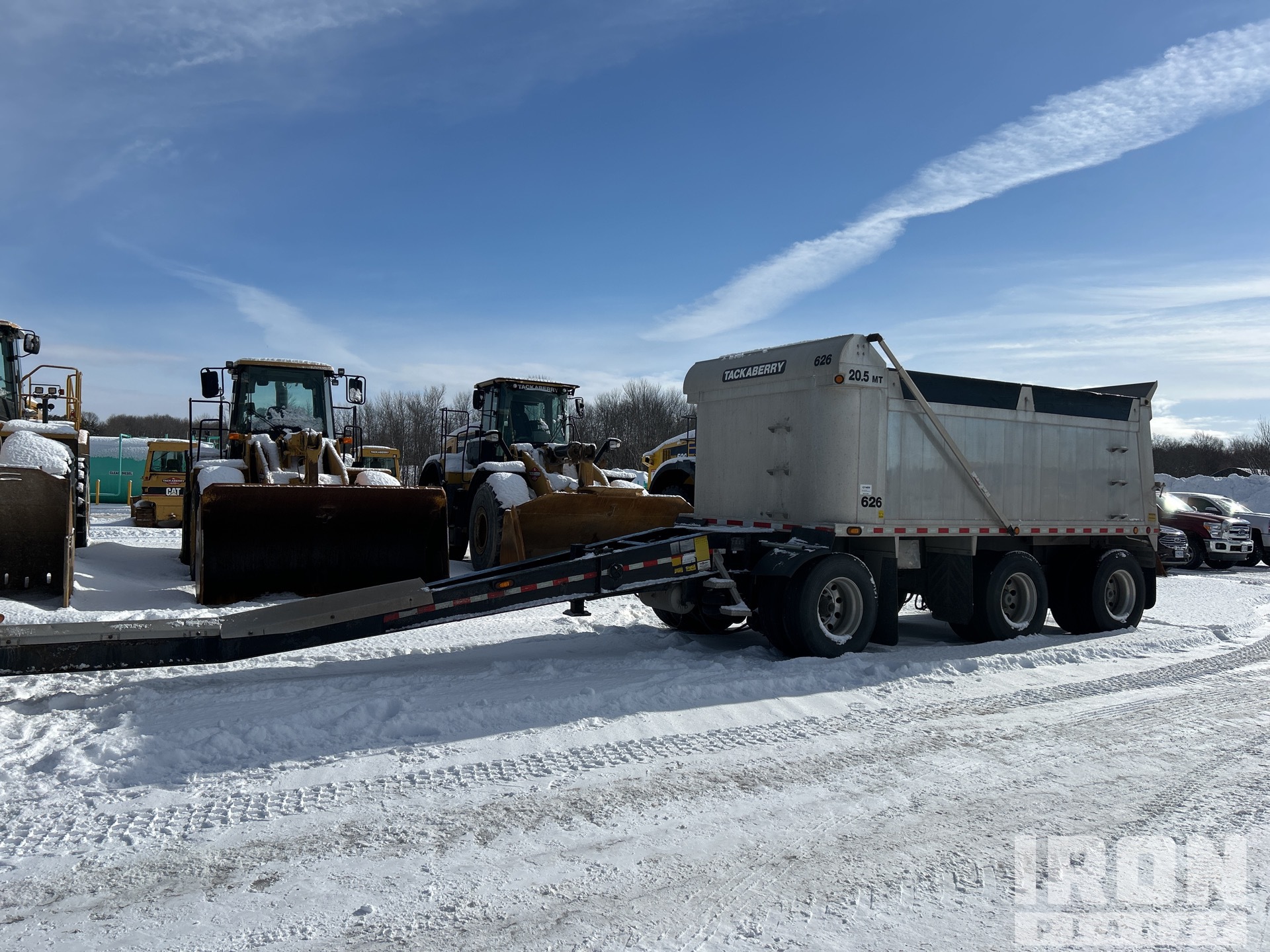 General Appearance with Featured Photo