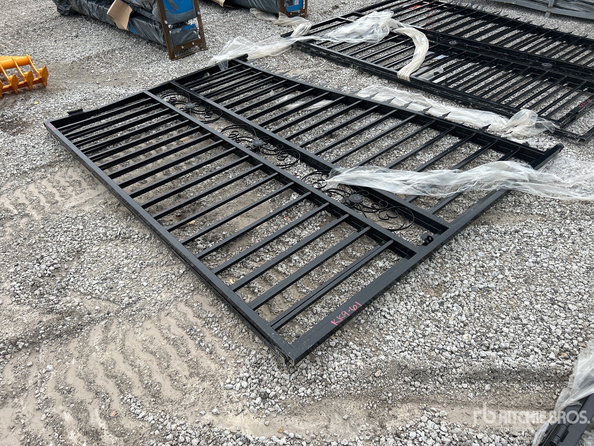 Aspect général with Image, coin arrière gauche