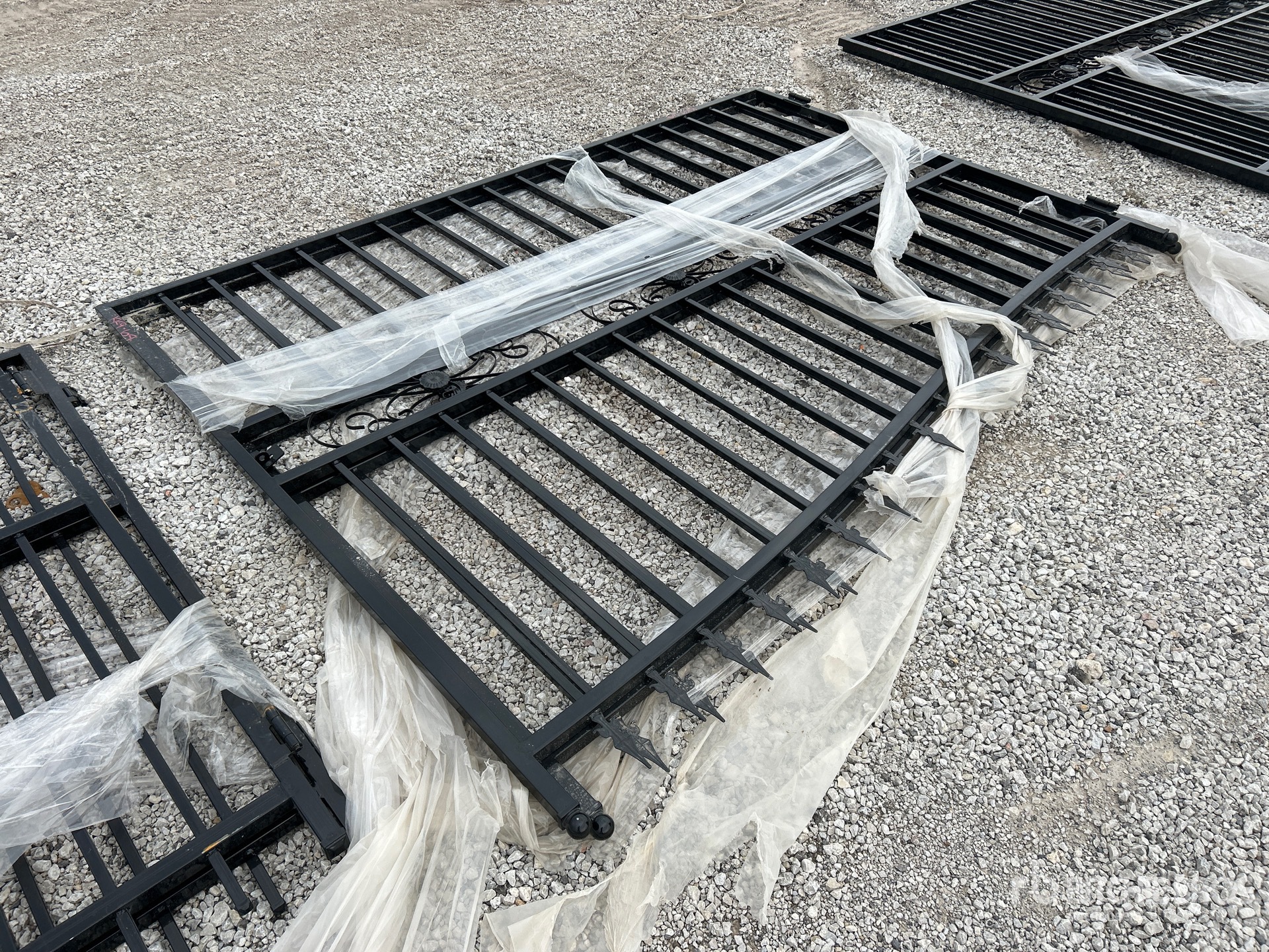 Aspect général with Image, coin arrière droit