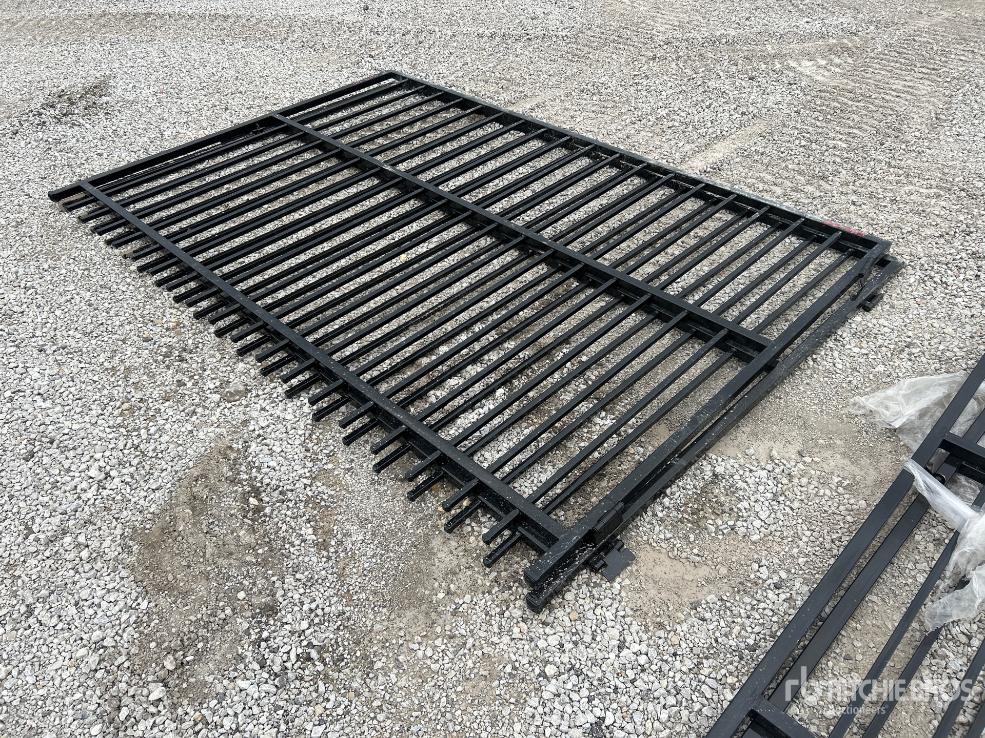 Aspect général with Image, coin arrière droit