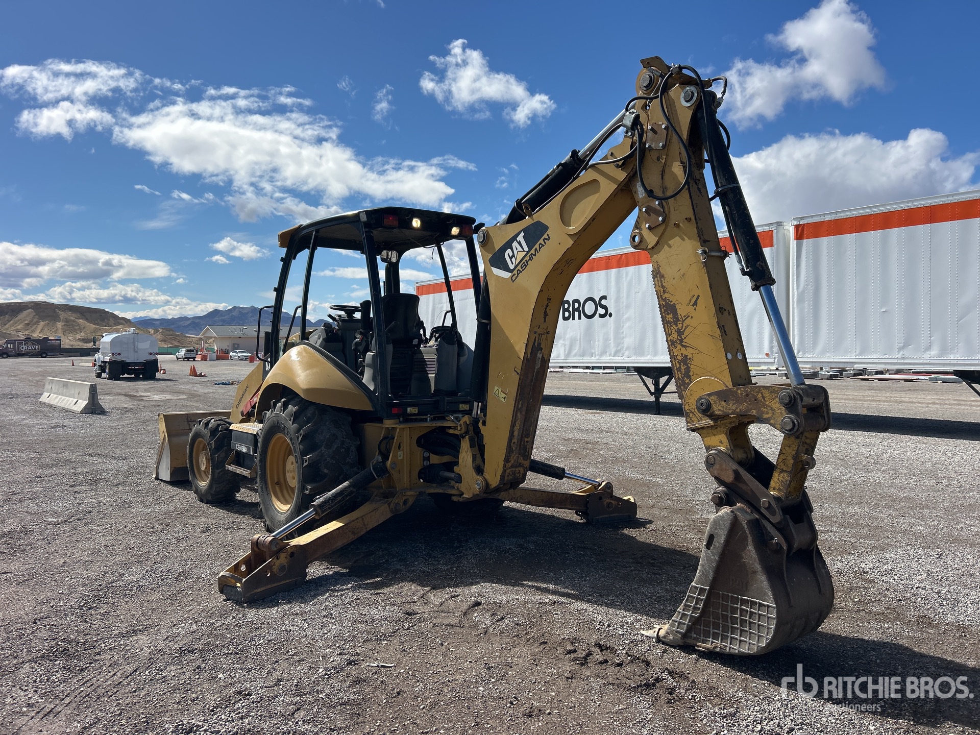 General Appearance with Bild, Ecke hinten links