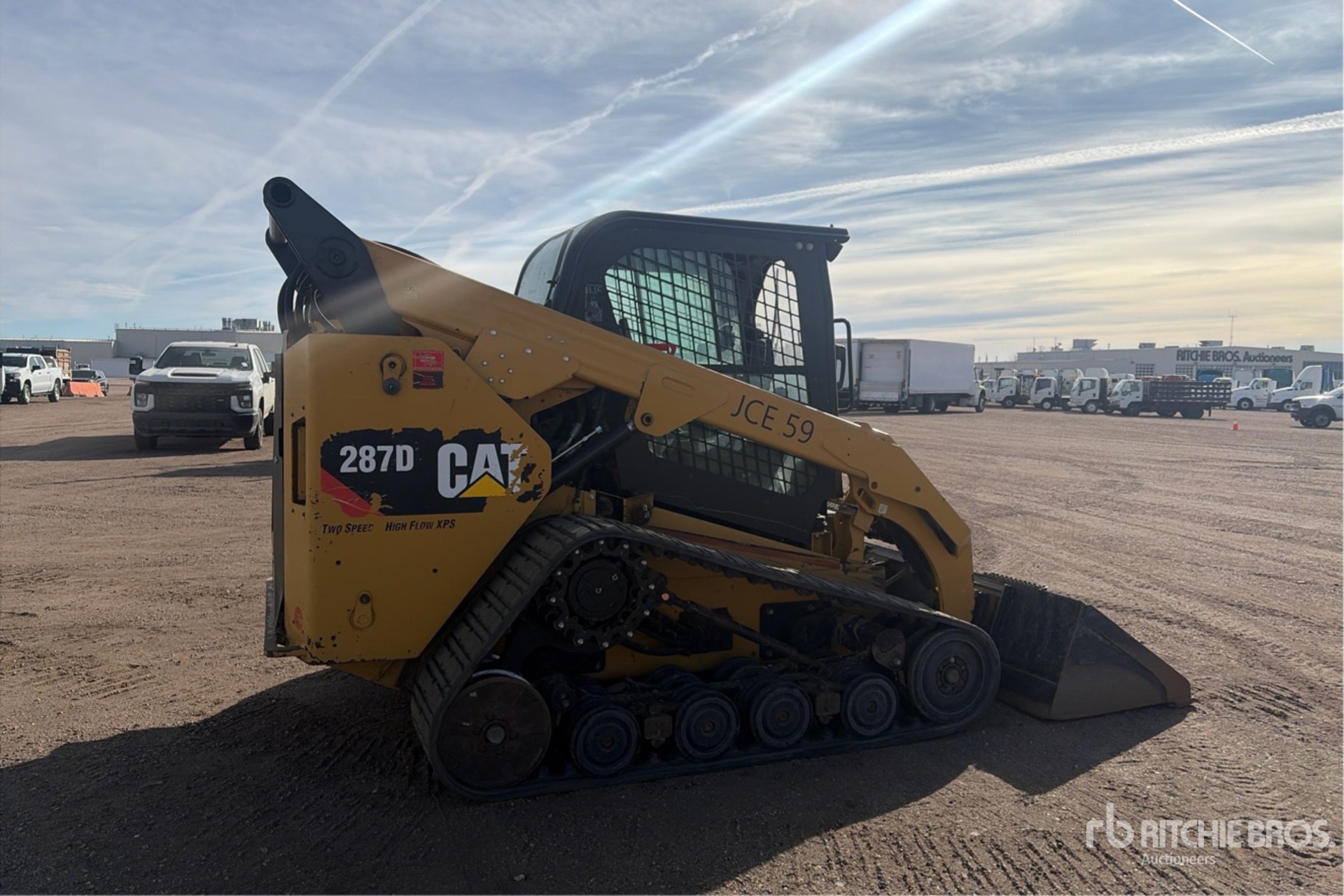 General Appearance with Imagen: esquina trasera derecha