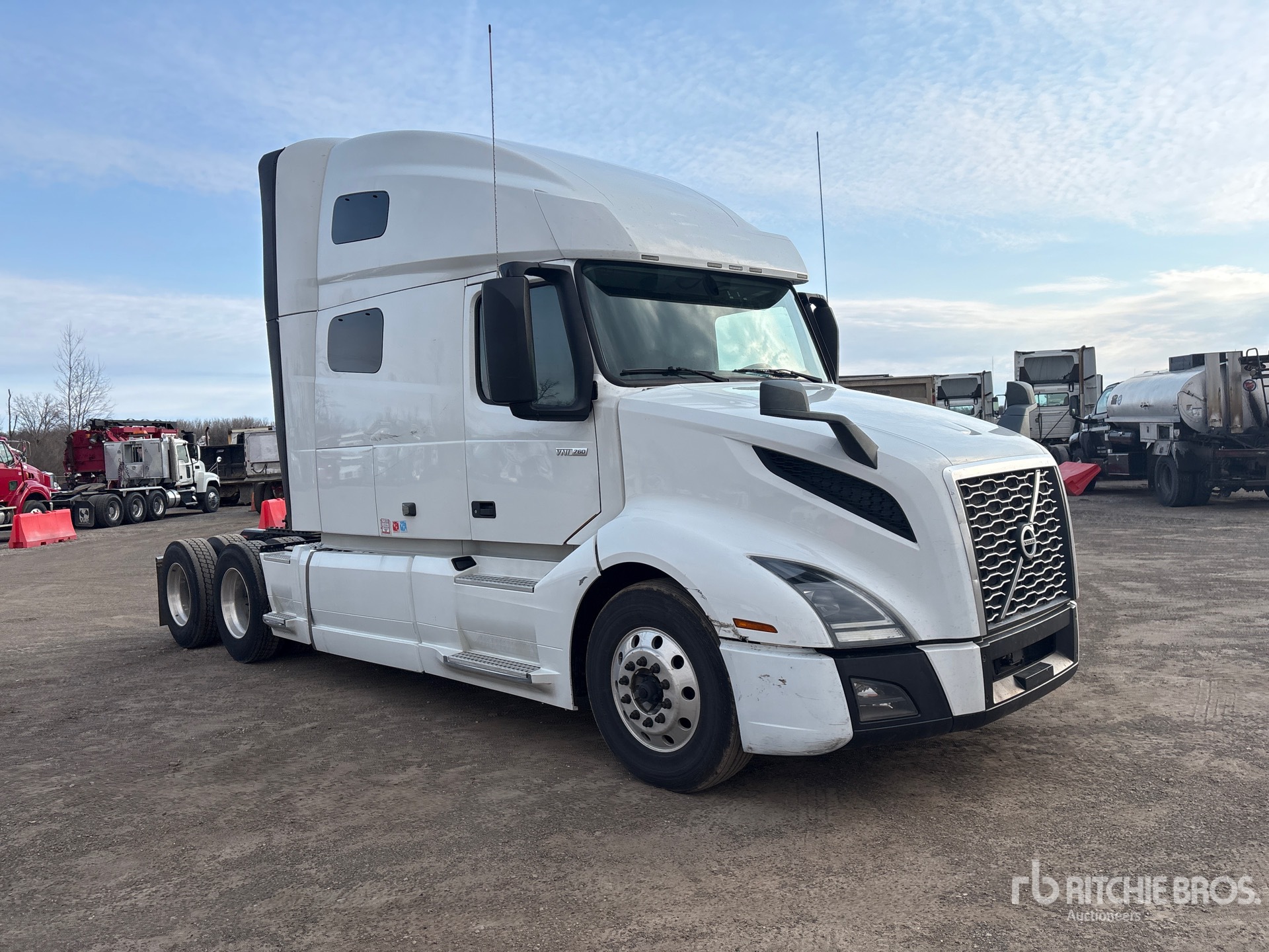 General Appearance with Picture, Right Front Corner