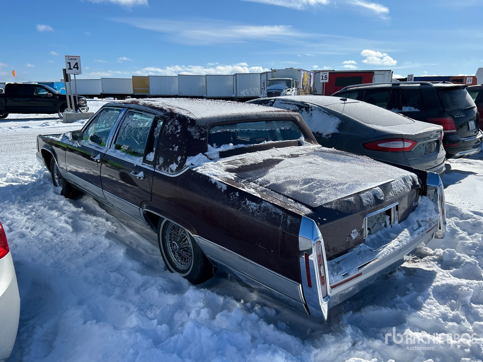 General Appearance with Imagen: esquina trasera izquierda