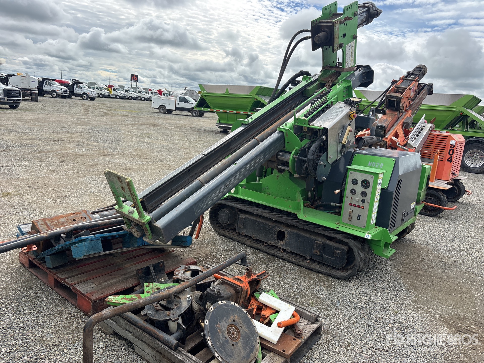 General Appearance with Featured Photo