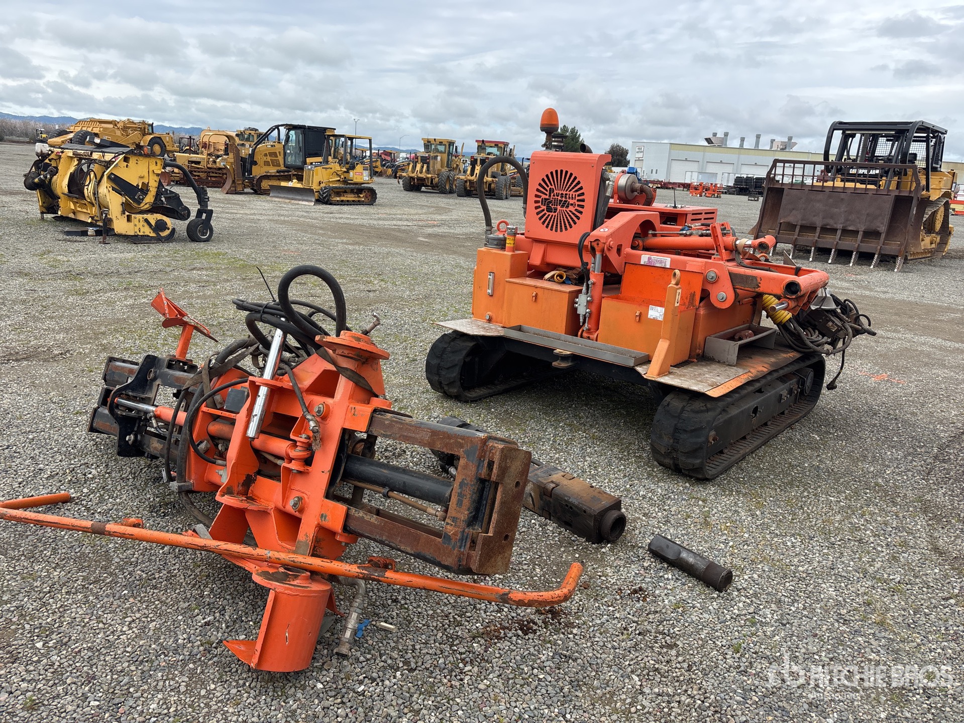 General Appearance with Featured Photo