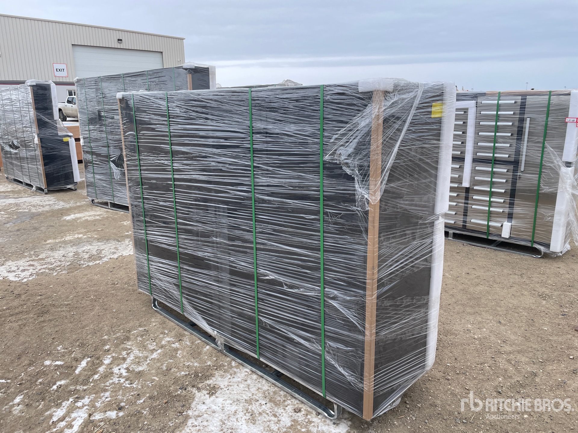 General Appearance with Foto, angolo anteriore sinistro