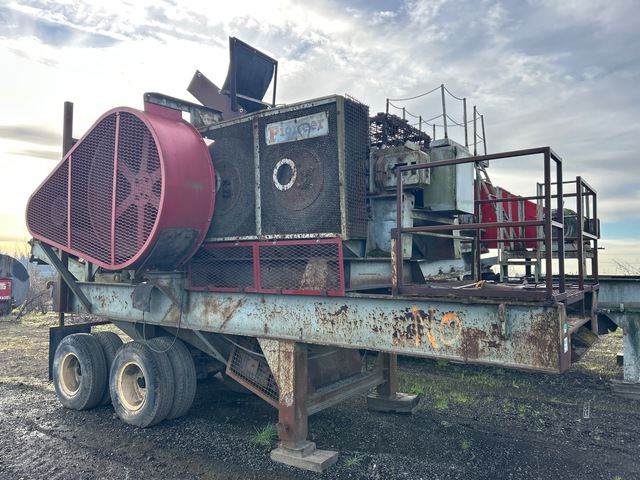 Pioneer Roll Crusher