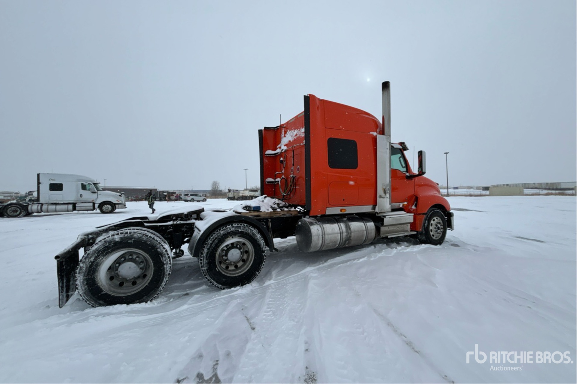 General Appearance with Bild, Ecke hinten rechts