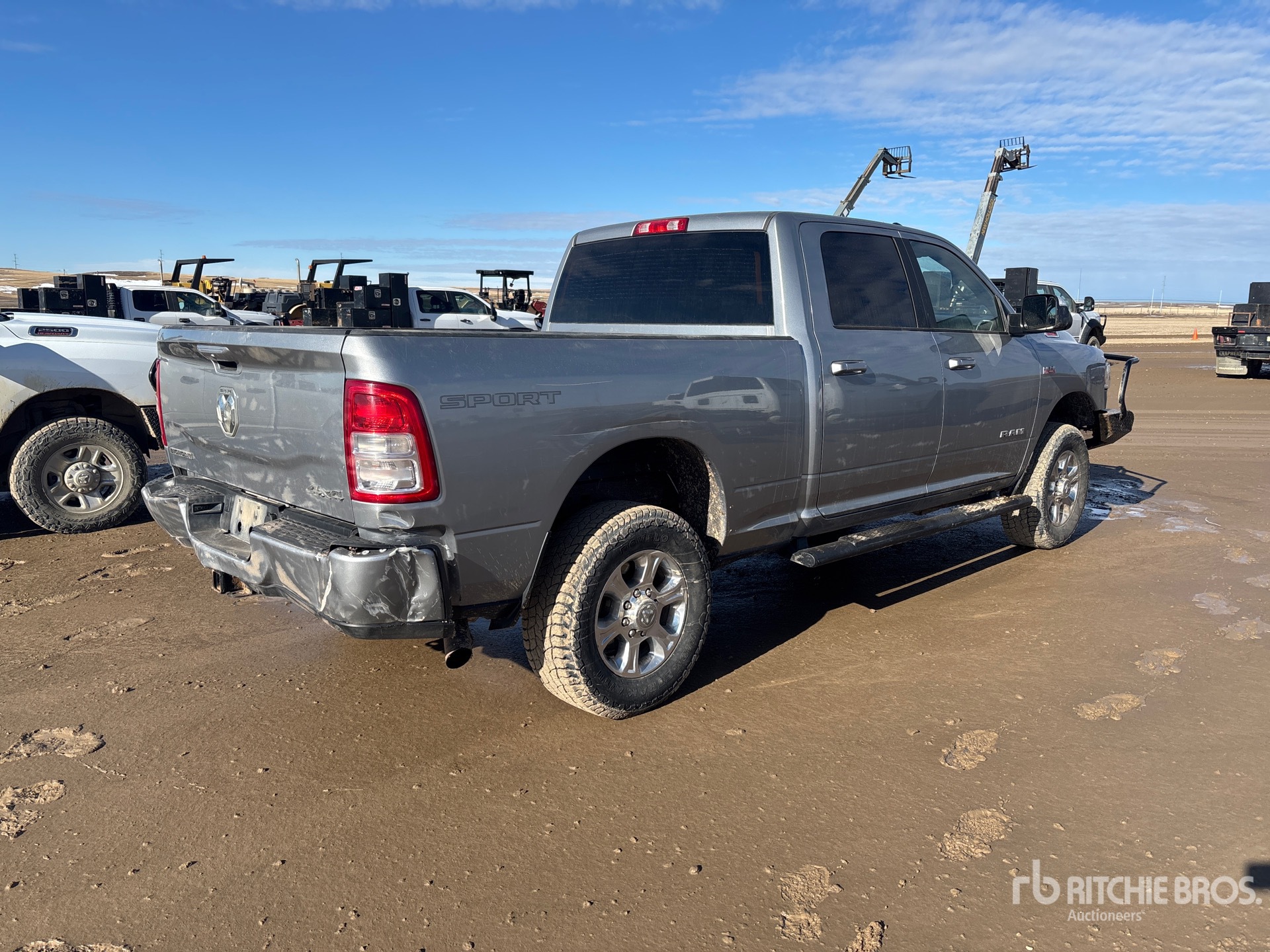 General Appearance with Bild, Ecke hinten rechts