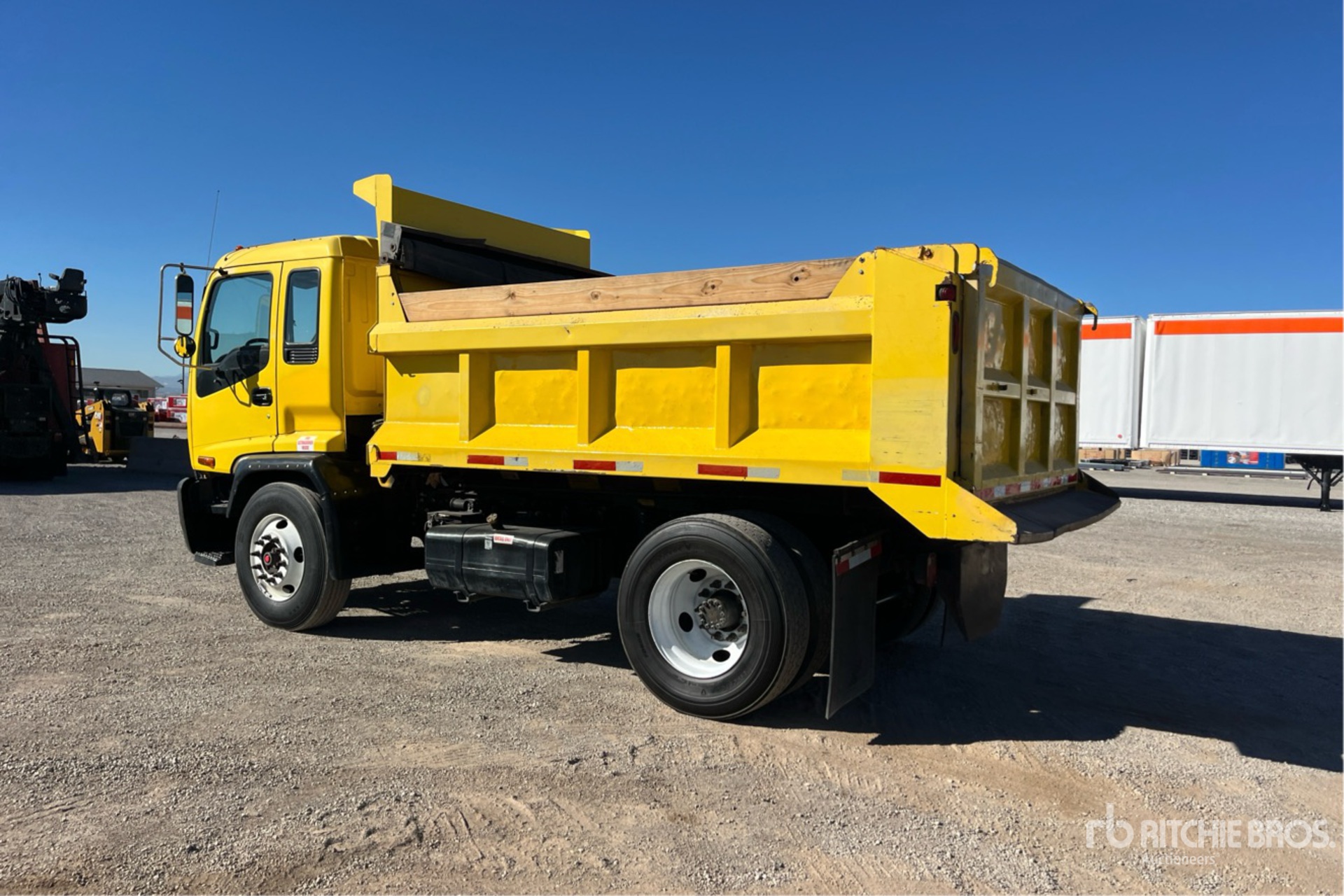 Aspect général with Image, coin arrière gauche