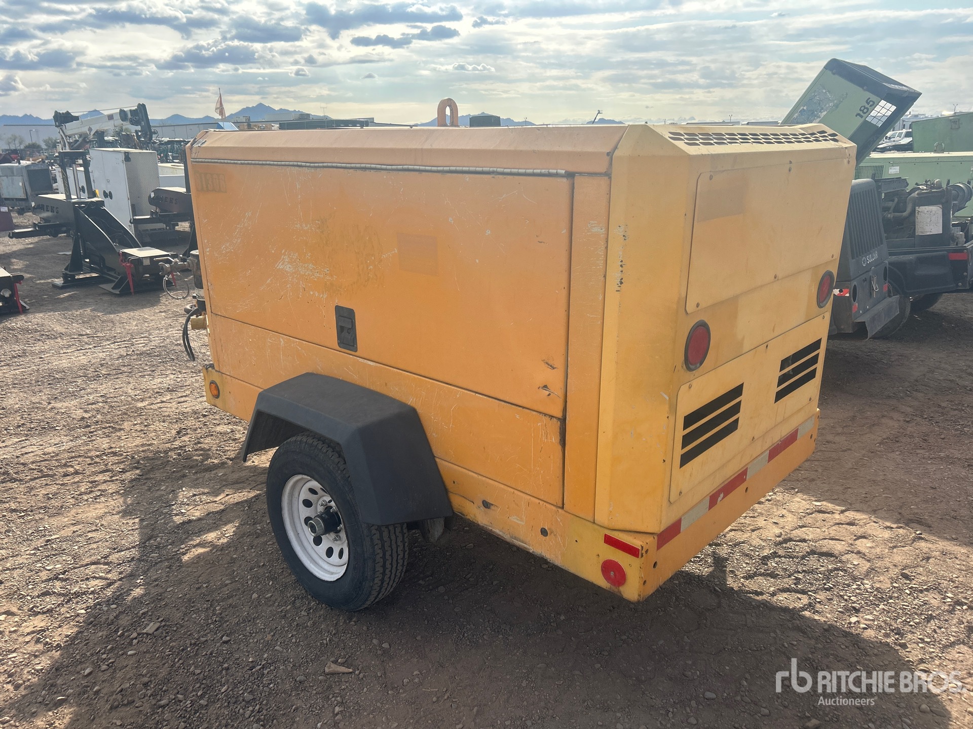 General Appearance with Imagen: esquina trasera izquierda