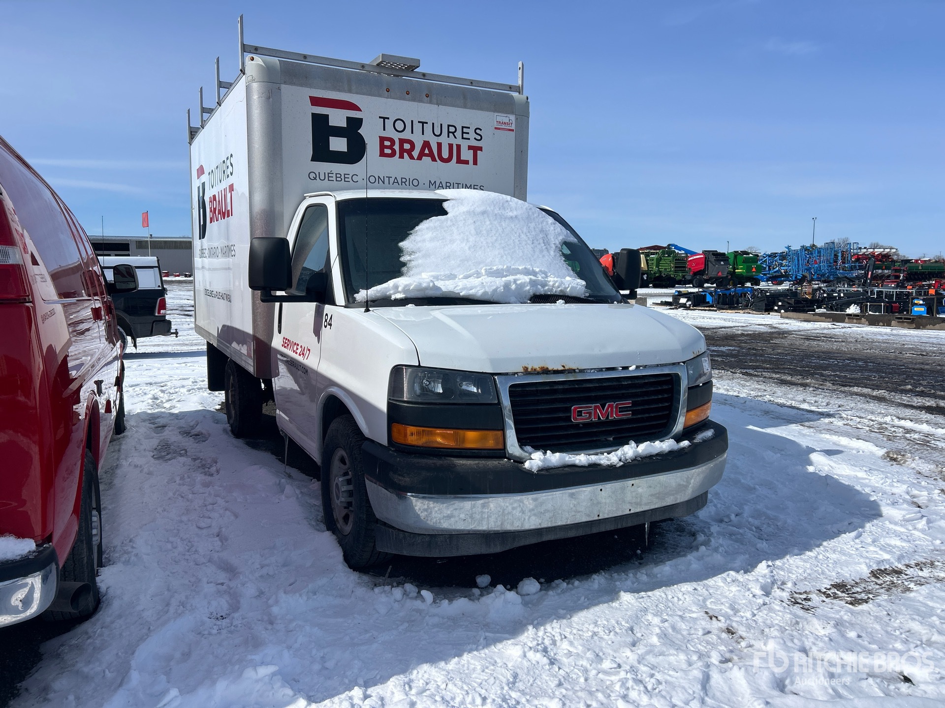 General Appearance with Picture, Right Front Corner