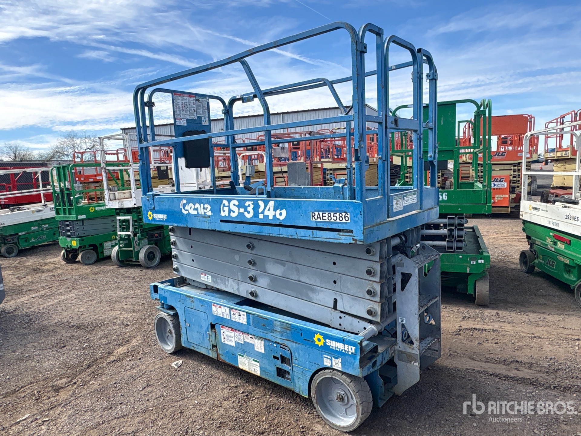 General Appearance with Bild, Ecke hinten links