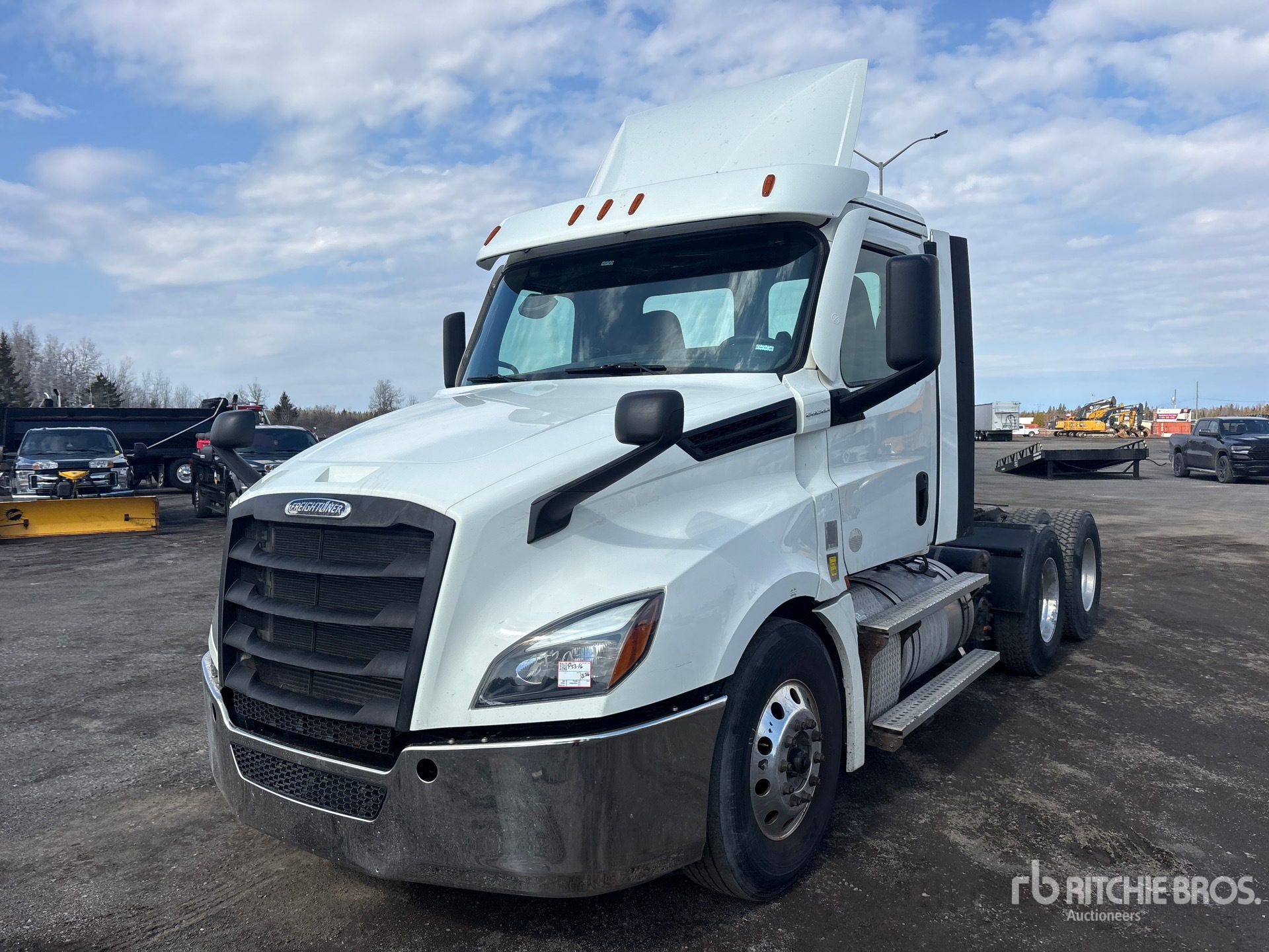 General Appearance with Picture, Left Front Corner