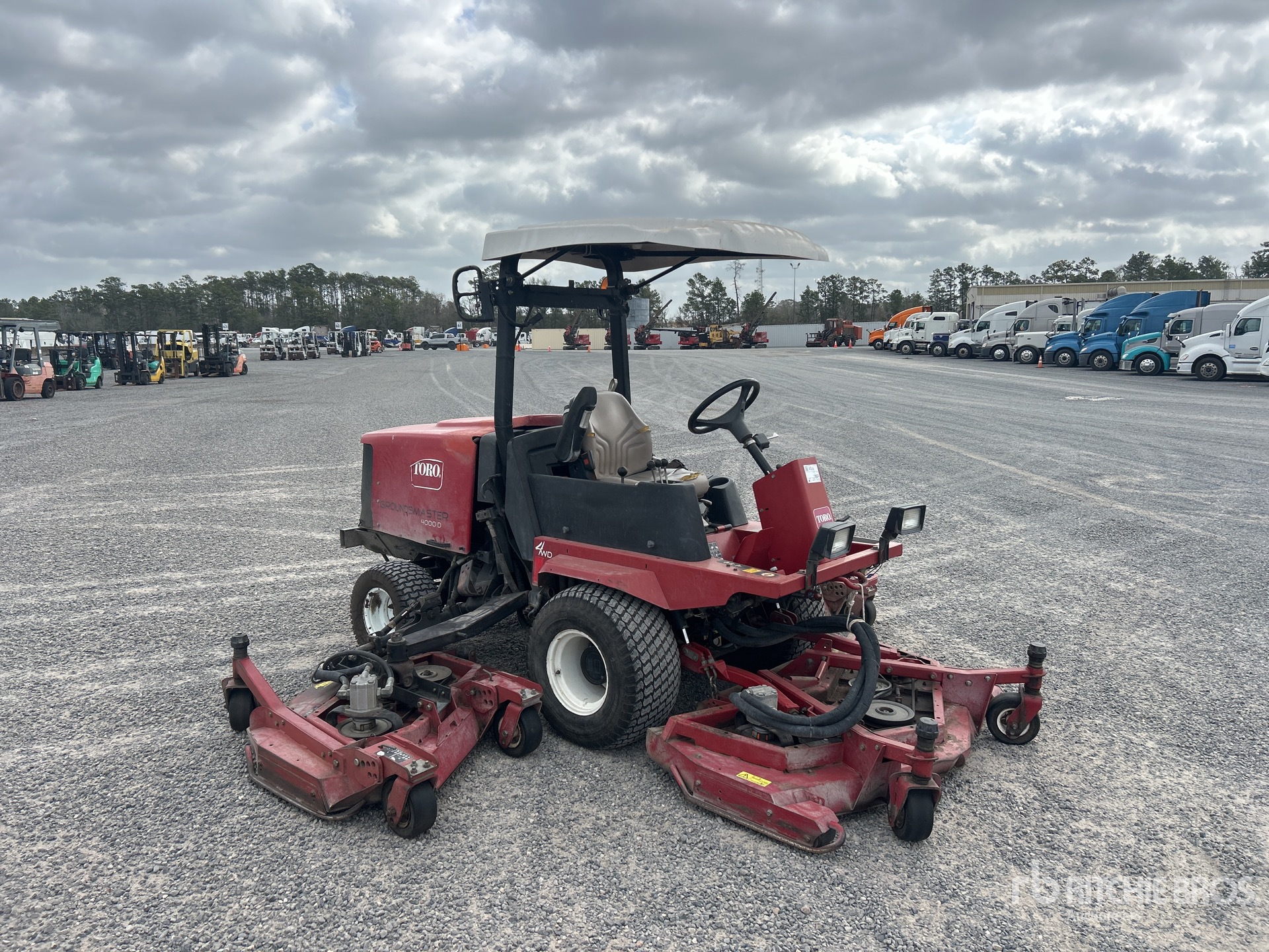 General Appearance with Picture, Right Front Corner