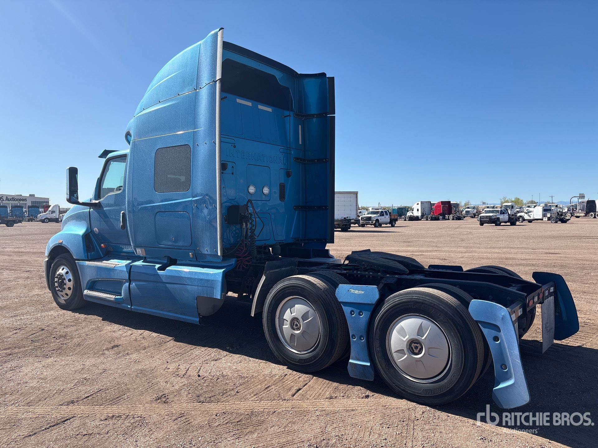 General Appearance with Picture, Left Rear Corner