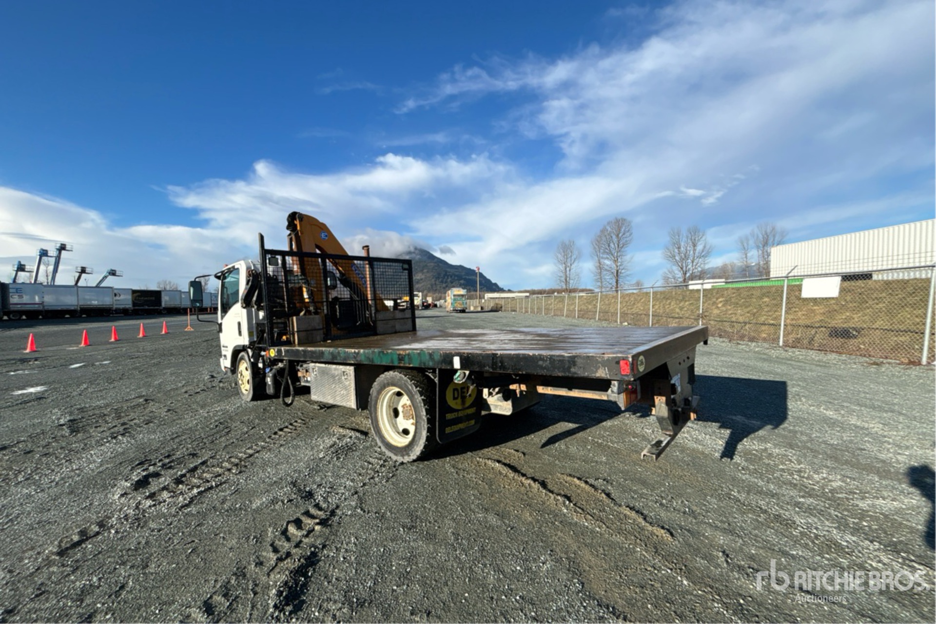 General Appearance with Imagen: esquina trasera izquierda