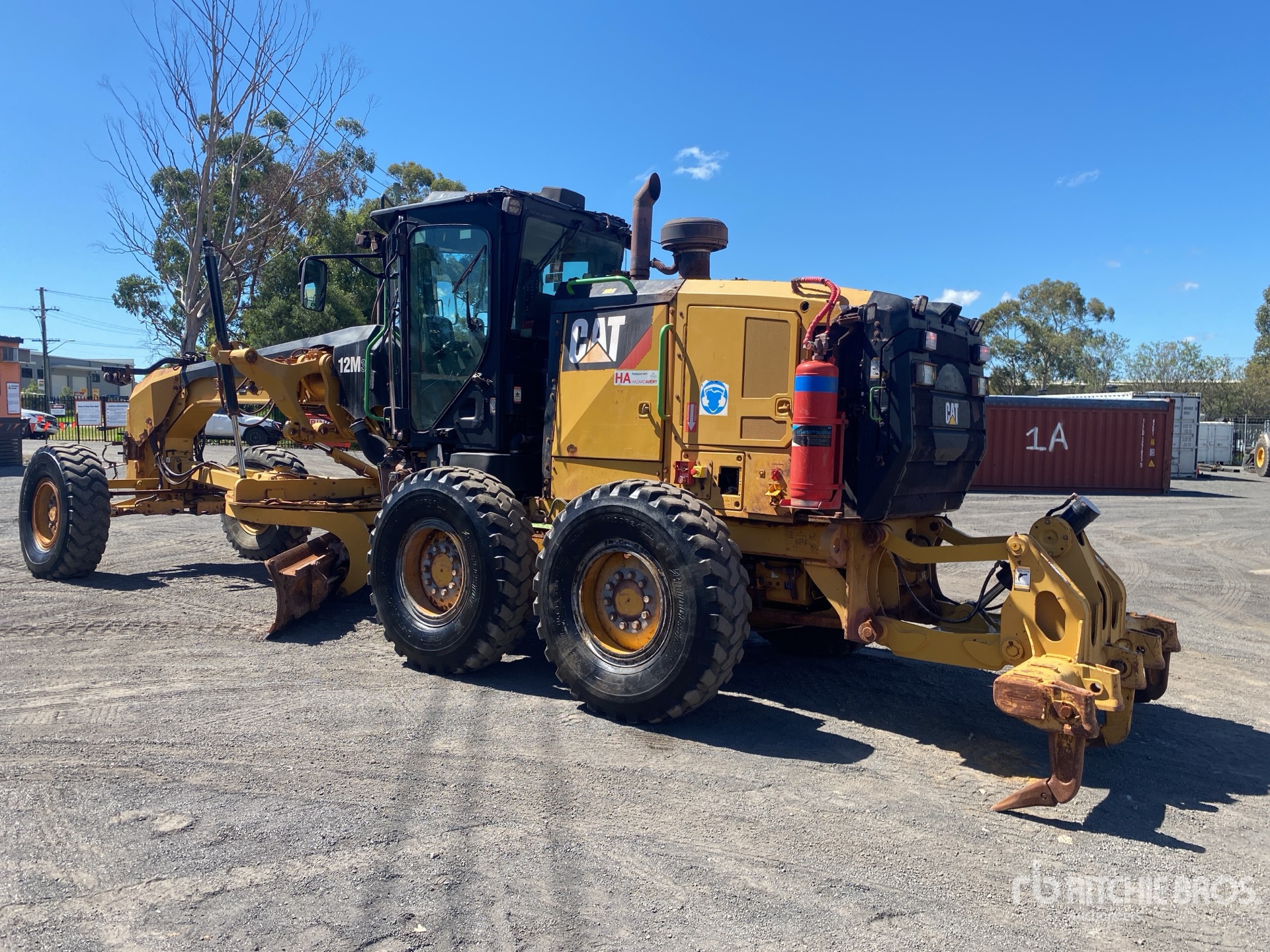 General Appearance with Picture, Left Rear Corner