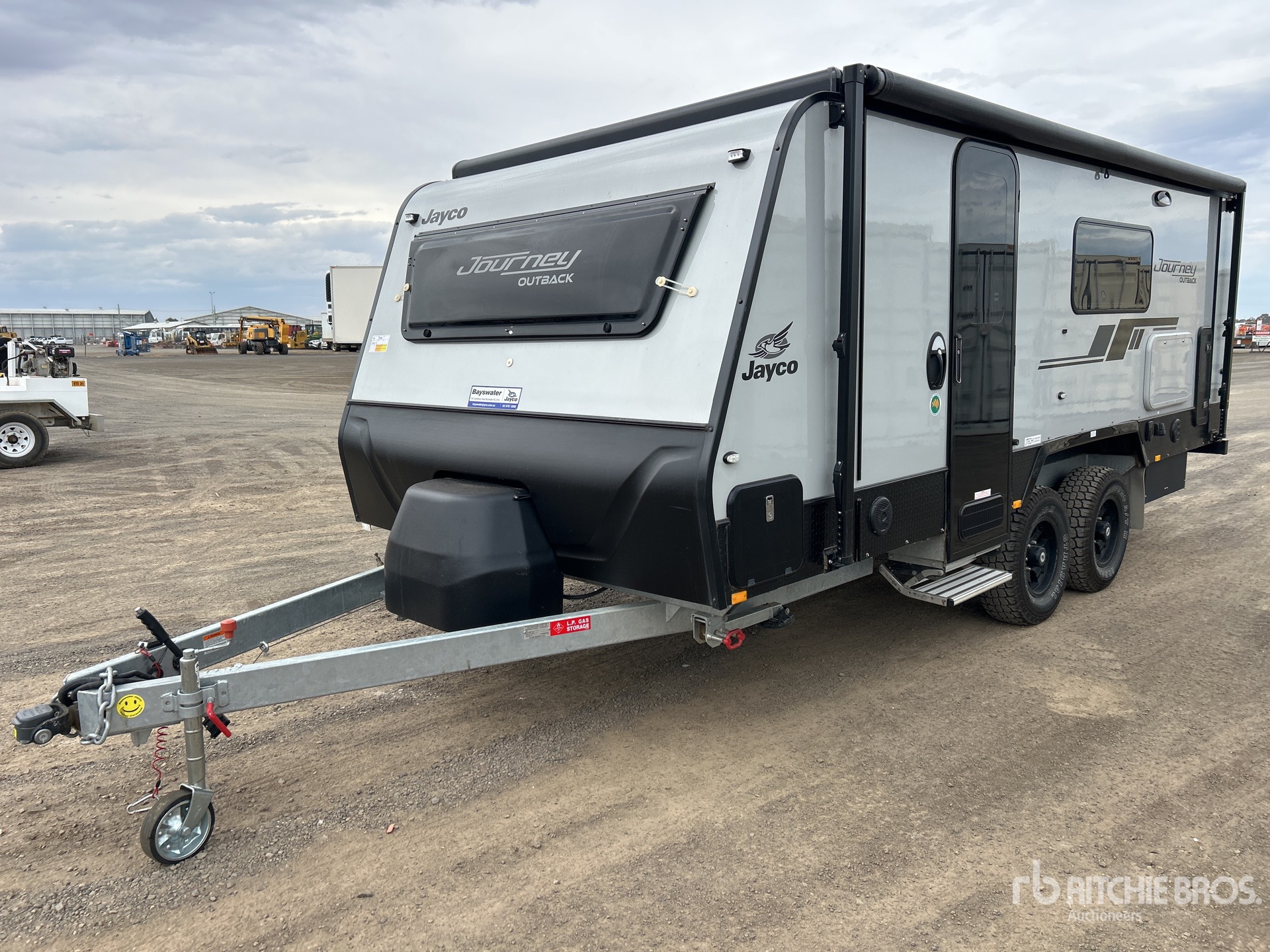 General Appearance with Imagen: esquina delantera derecha