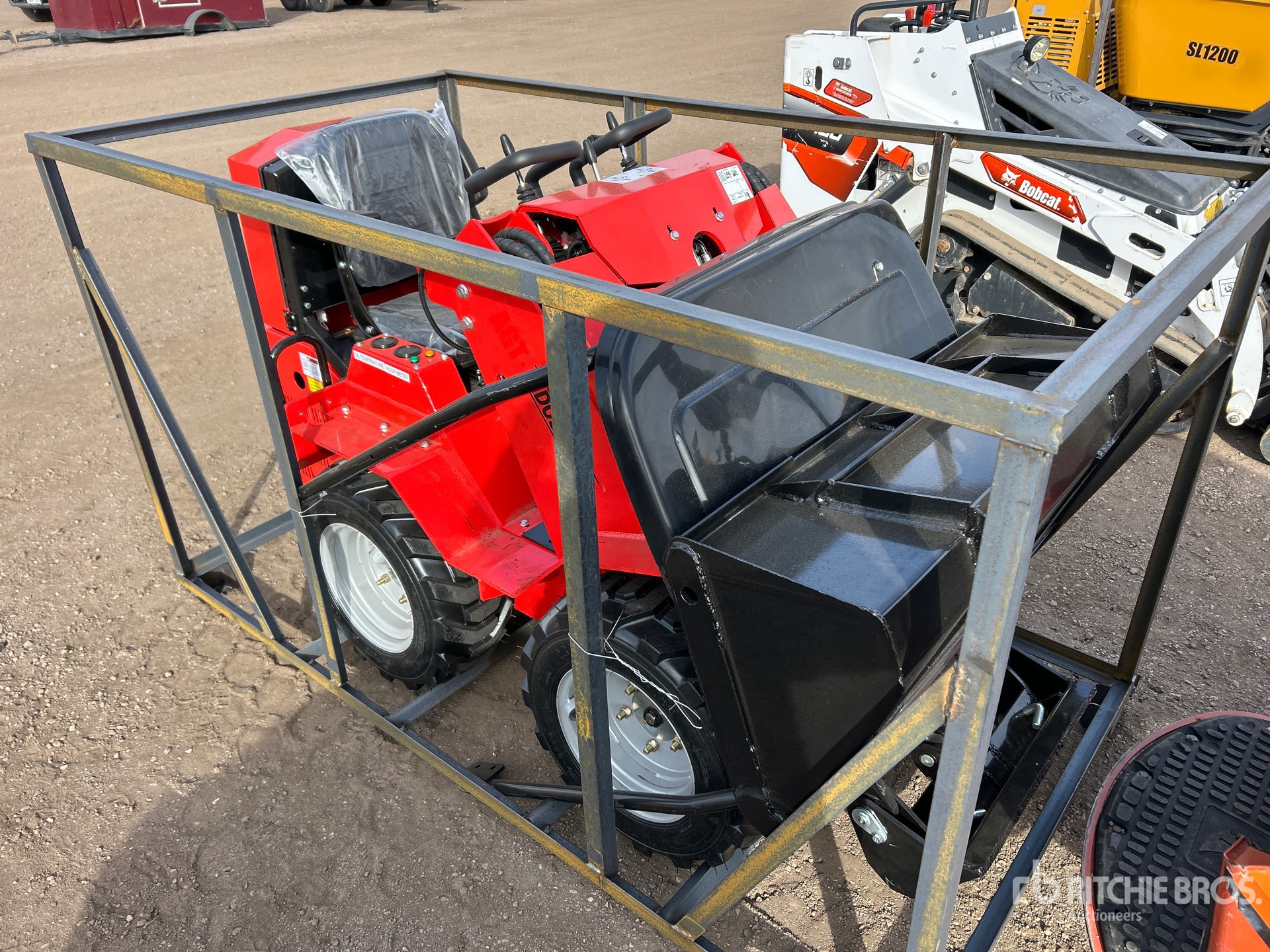 General Appearance with Bild, Ecke vorne rechts