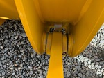 Chassis with Bucket to Arm Pins