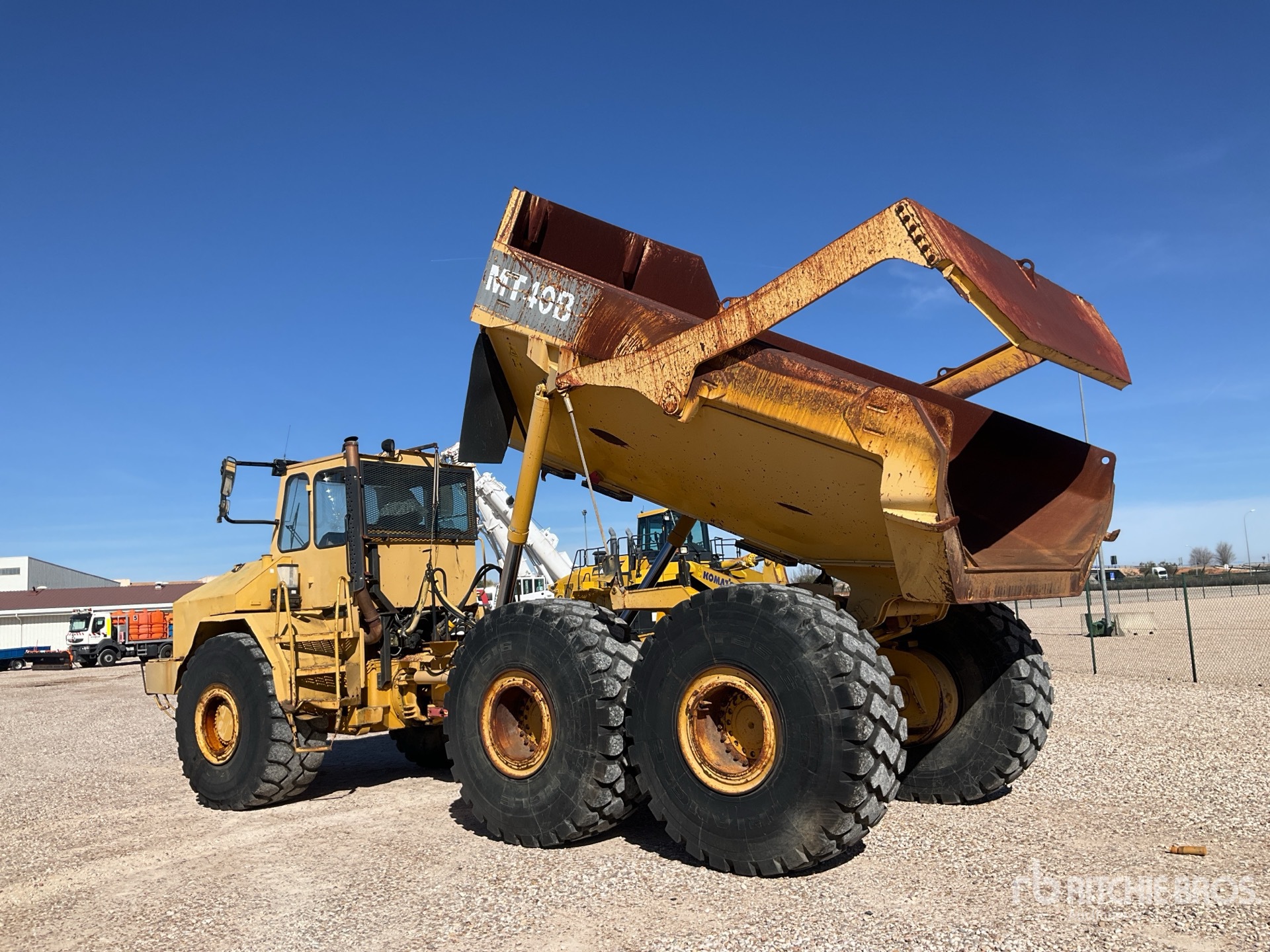 General Appearance with Imagen: esquina trasera izquierda