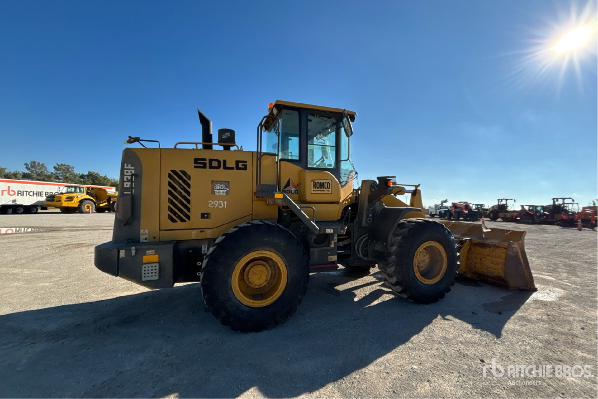 General Appearance with Picture, Right Rear Corner