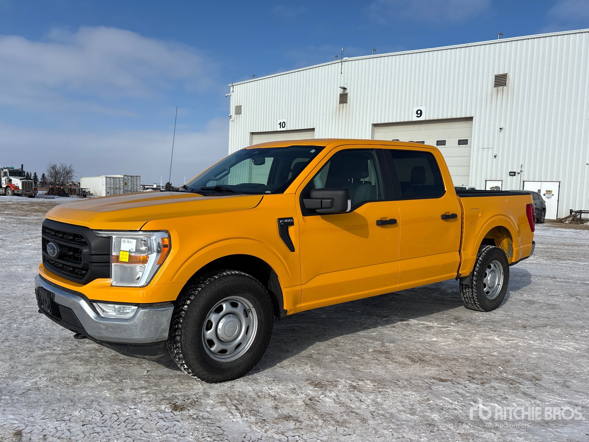 General Appearance with Picture, Left Front Corner