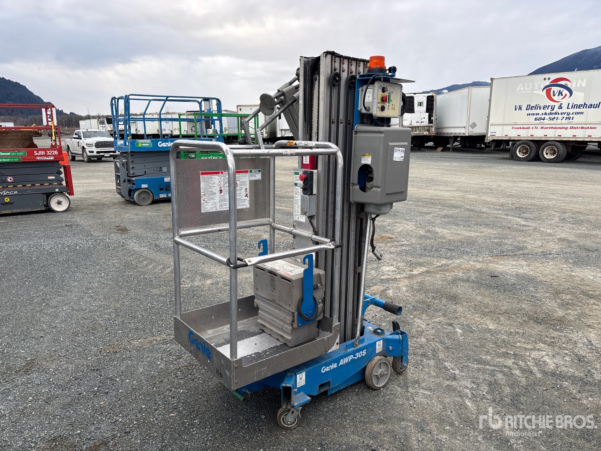 General Appearance with Picture, Left Front Corner