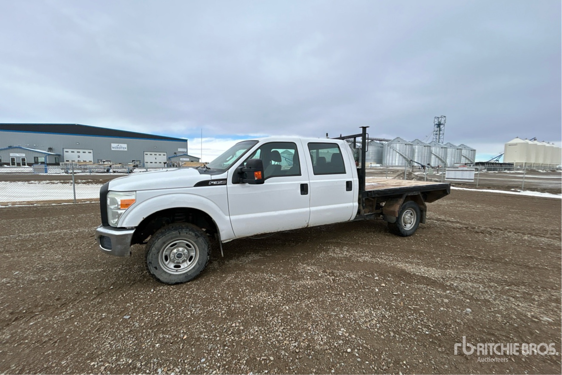 General Appearance with Bild, Ecke vorne links