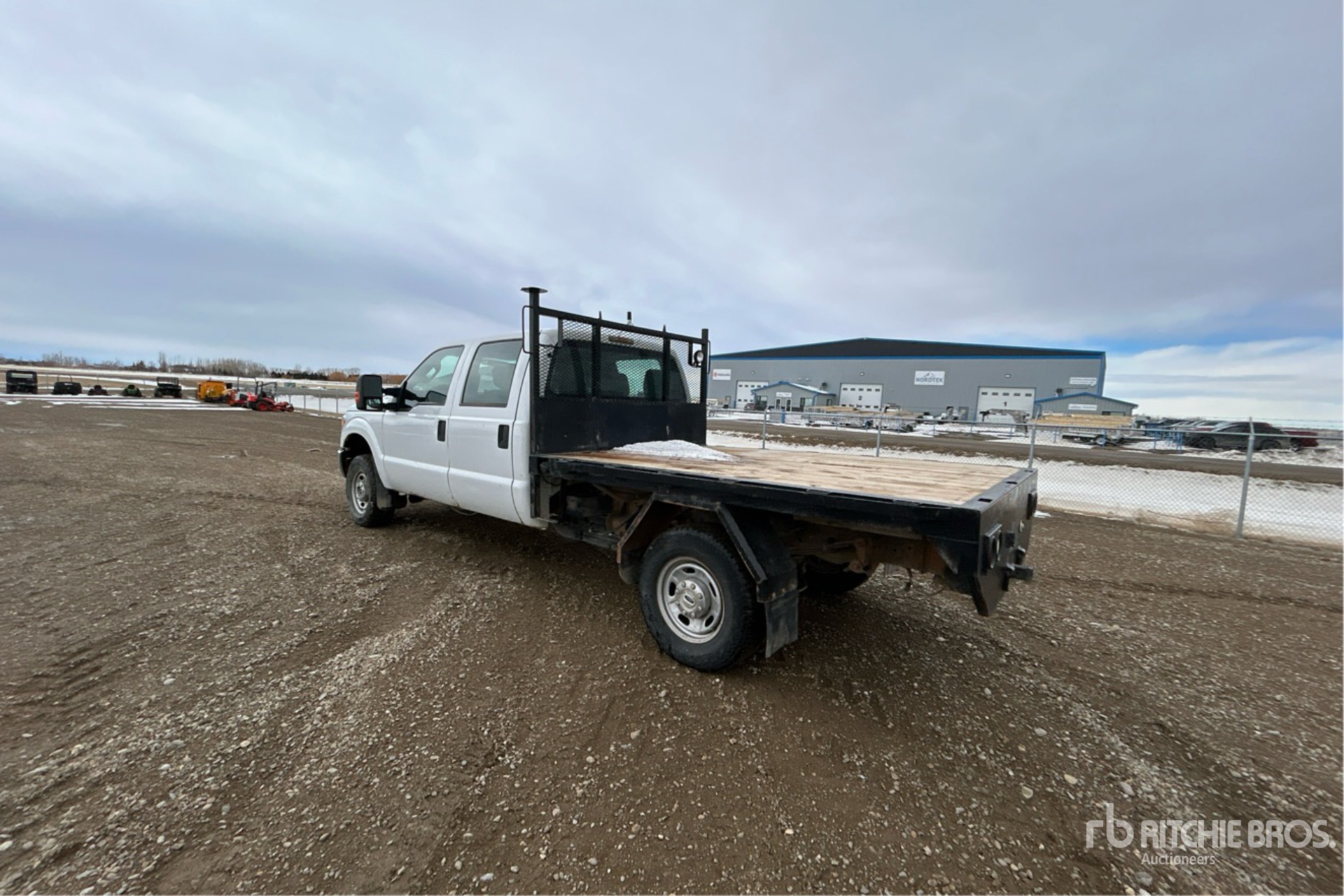 General Appearance with Bild, Ecke hinten links