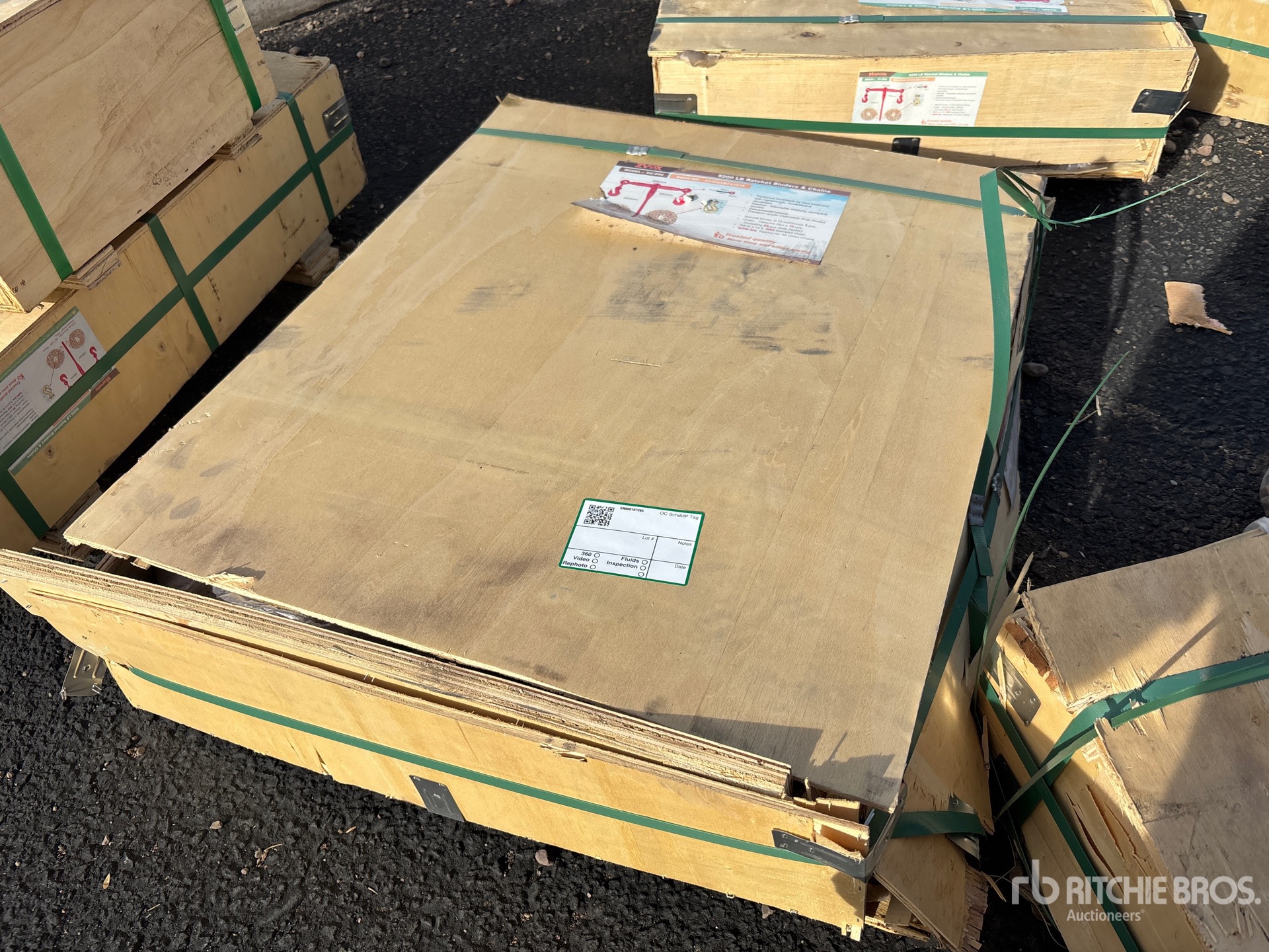 General Appearance with Picture, Left Front Corner