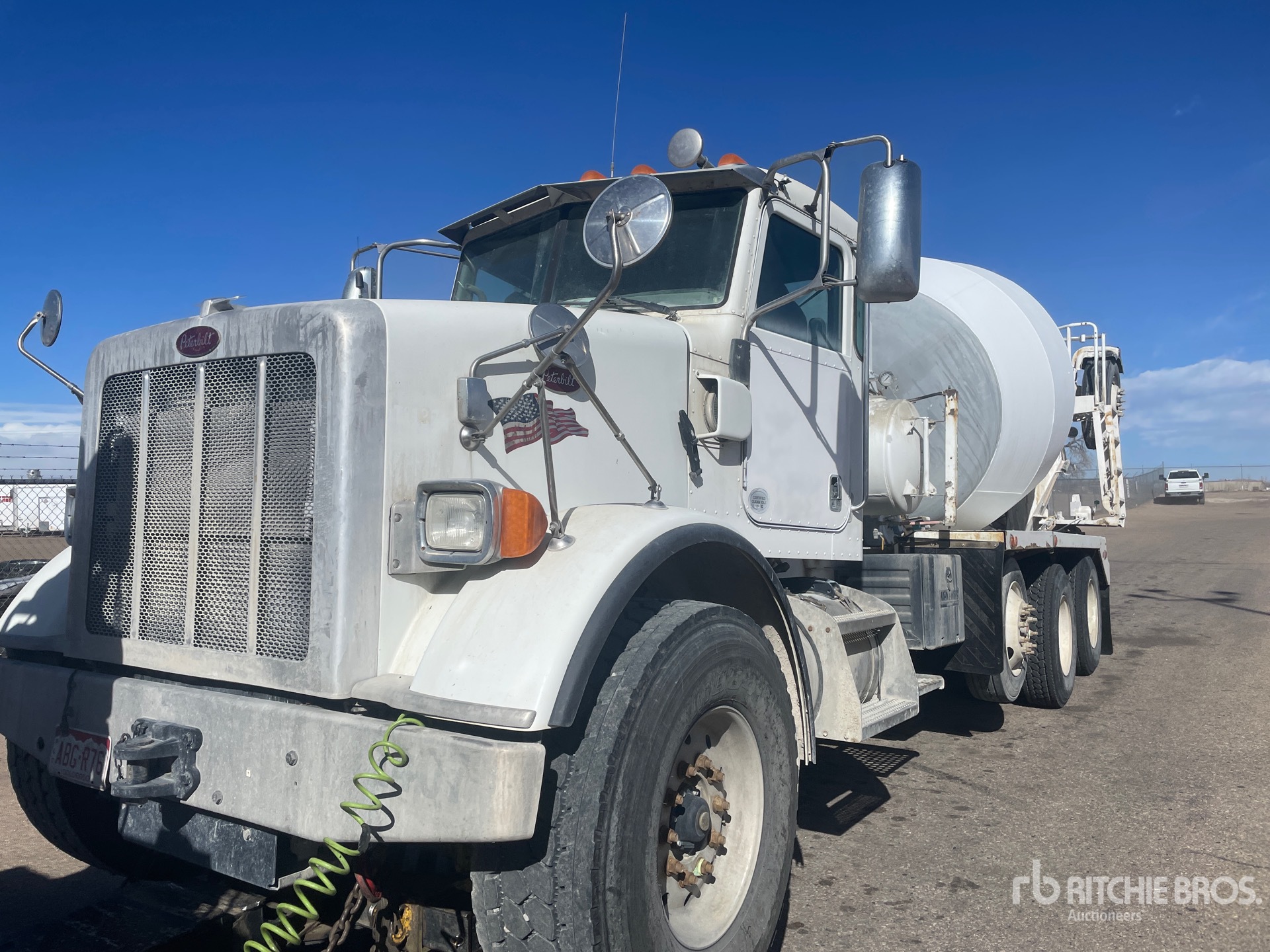 General Appearance with Featured Photo