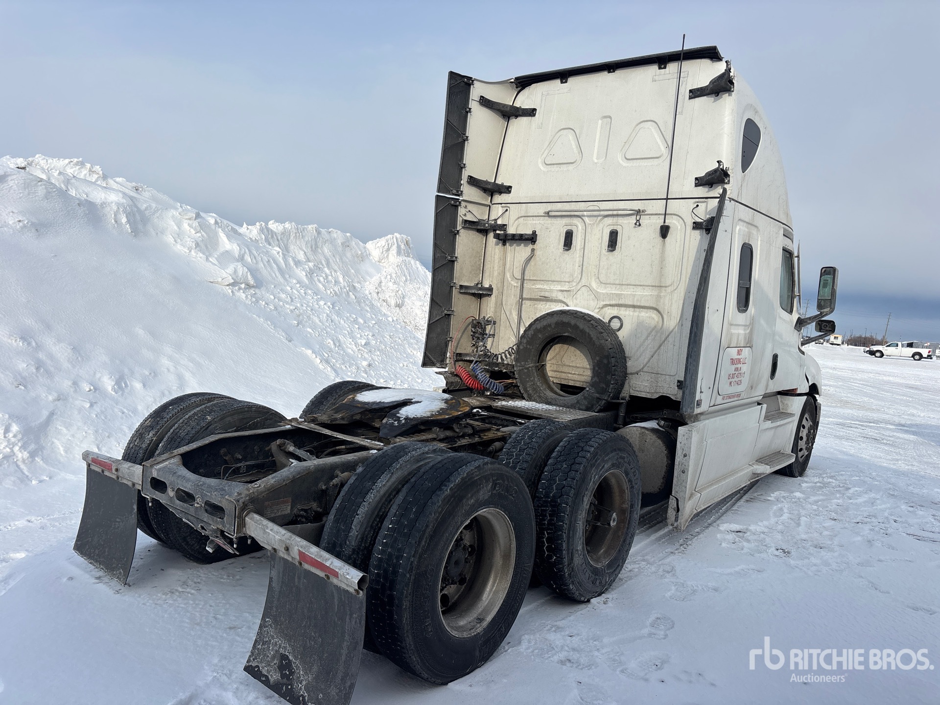 General Appearance with Image, coin arrière droit